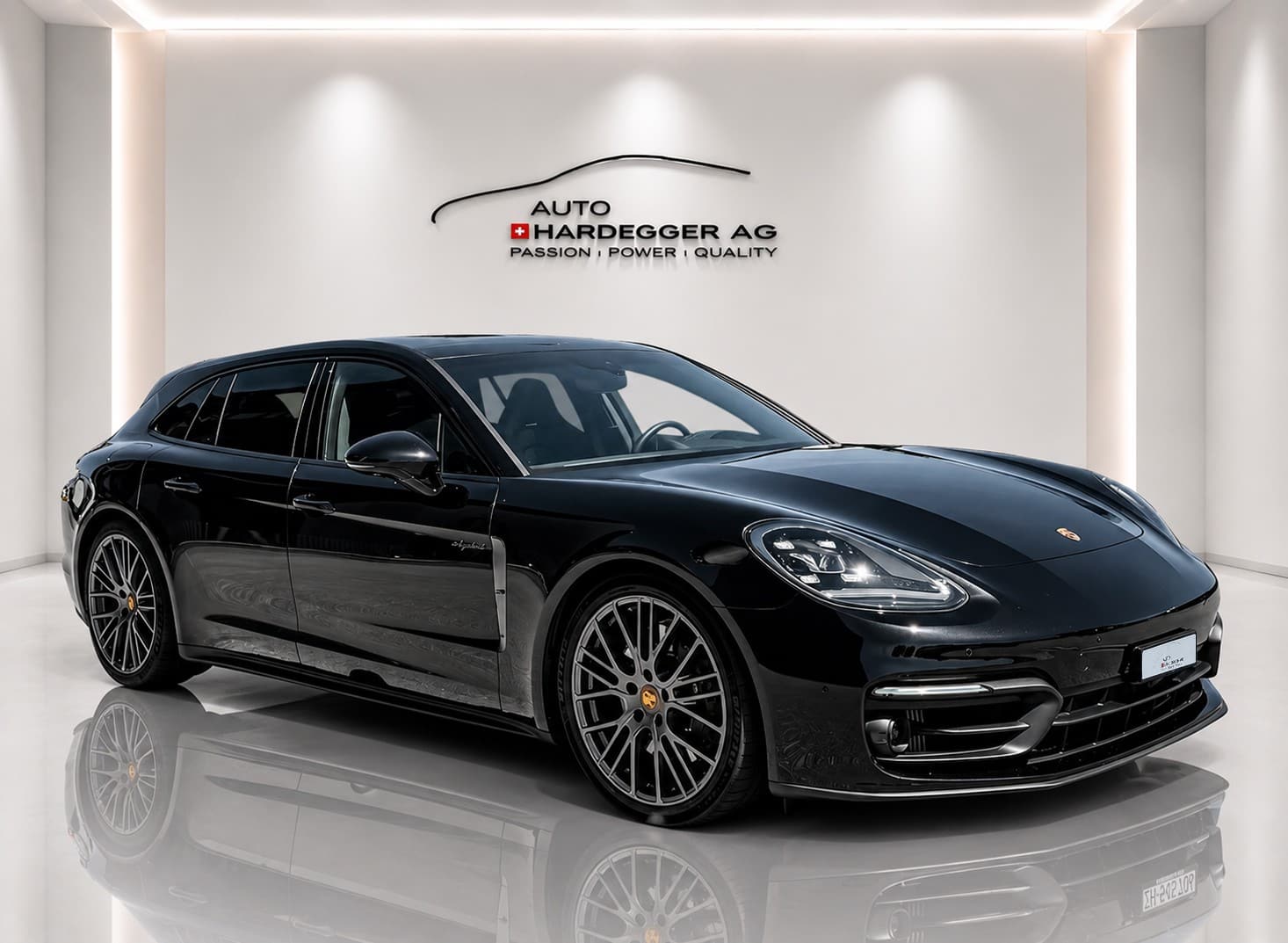 PORSCHE Panamera 4 E-Hybrid Sport Turismo Platinum Edition PDK inkl. Porsche Approved Garantie! - Bild 1