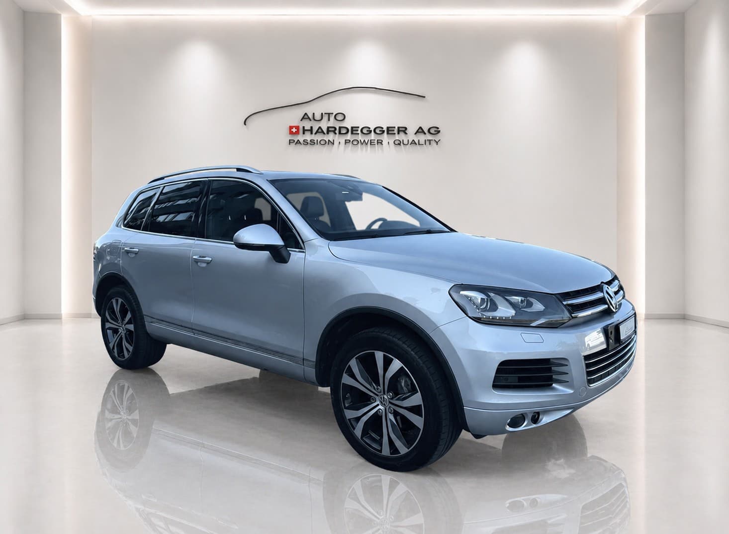 VW Touareg 3.0 TDI BlueMotion Tiptronic / AHK! inkl. Garantie, Service & MFK - Bild 1