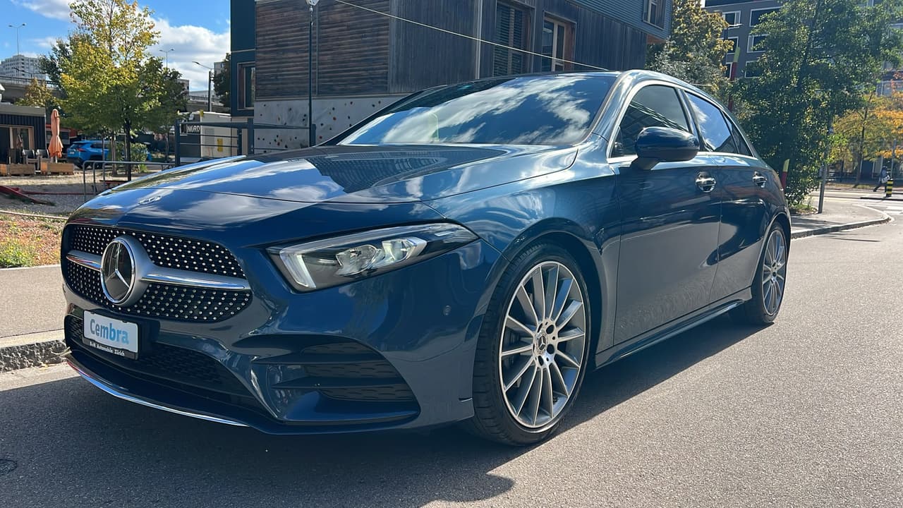 MERCEDES-BENZ A 200 AMG Line 7G-DCT