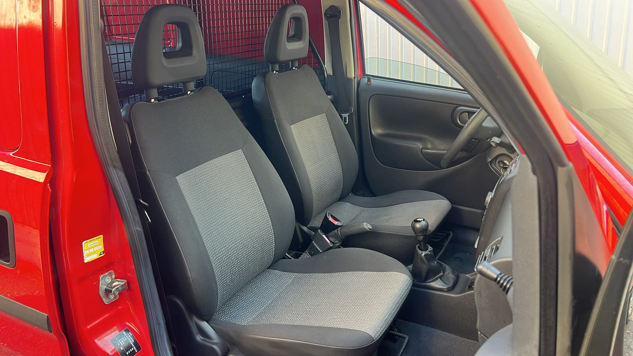 OPEL Combo Van 1.4 TWINPORT - Bild 10