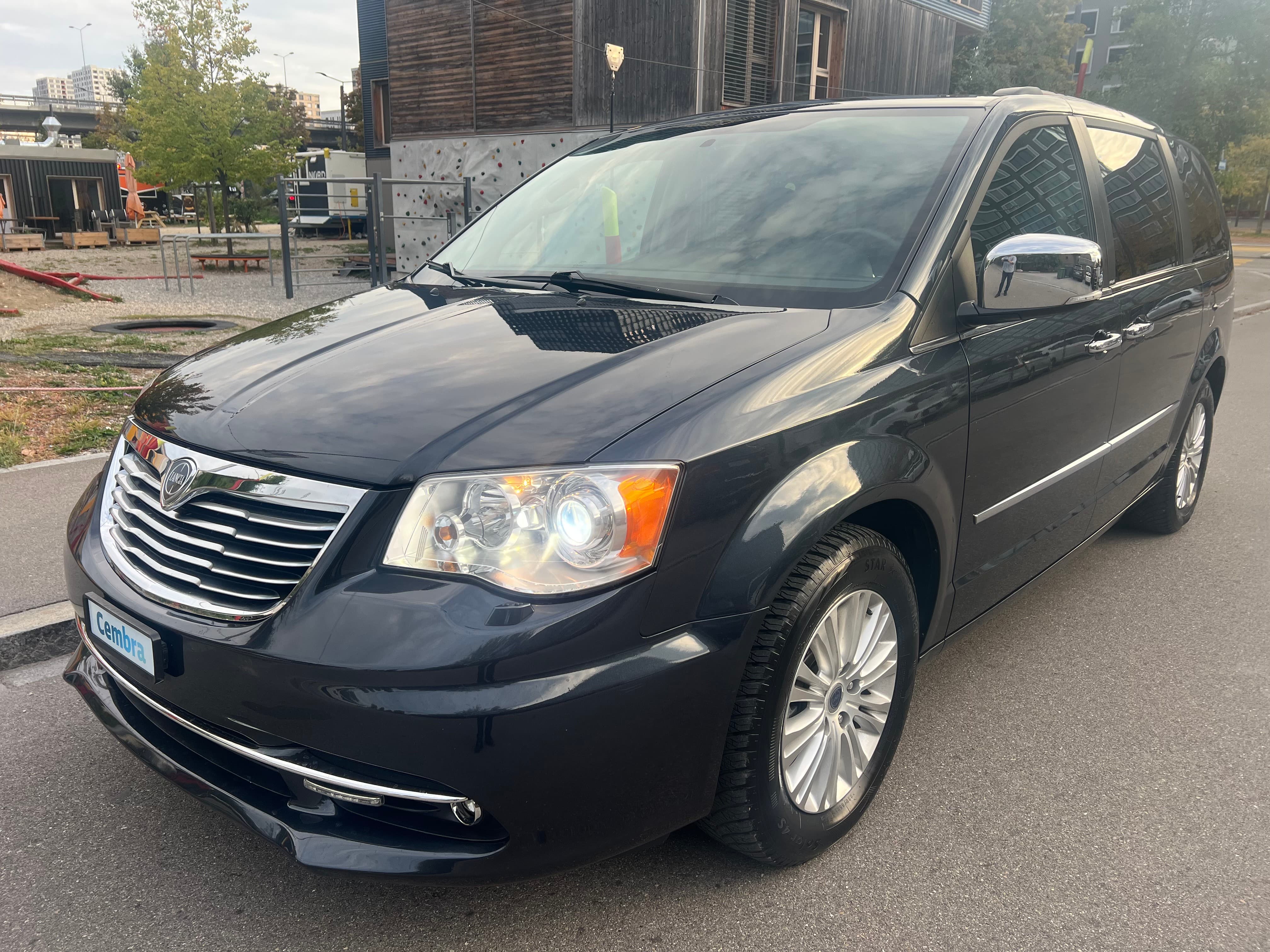 LANCIA Voyager 2.8D Platinum Automatic - Bild 1