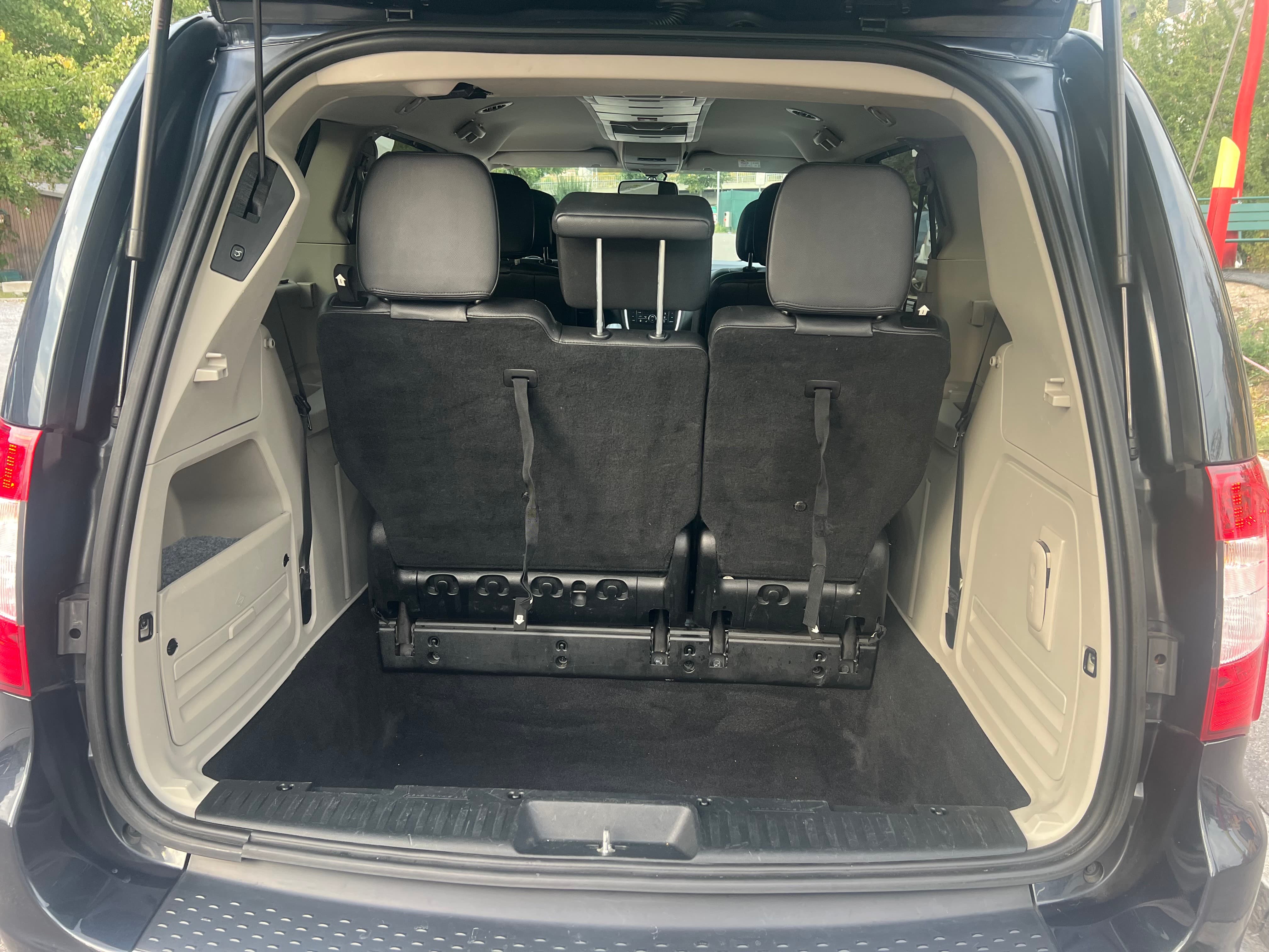 LANCIA Voyager 2.8D Platinum Automatic - Bild 15