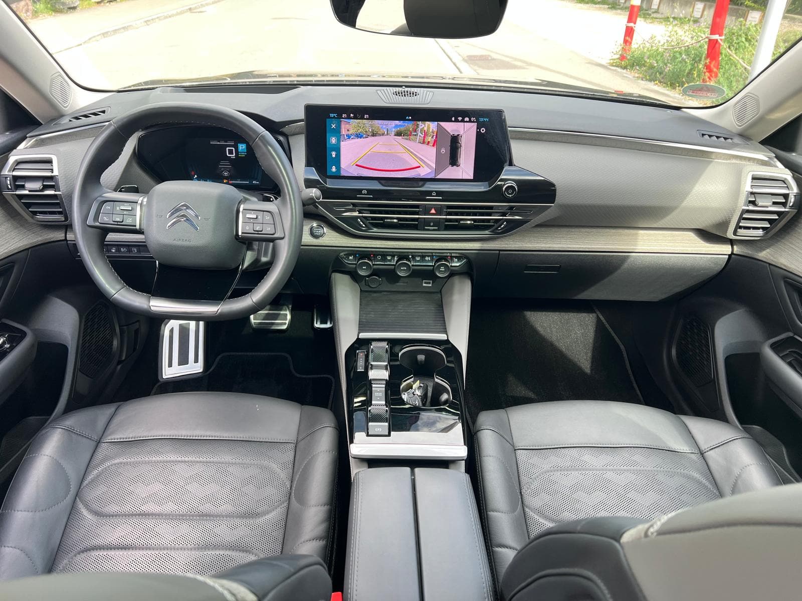 CITROEN C5 X 1.6i PHEV Shine Pack e-EAT8 - Bild 9