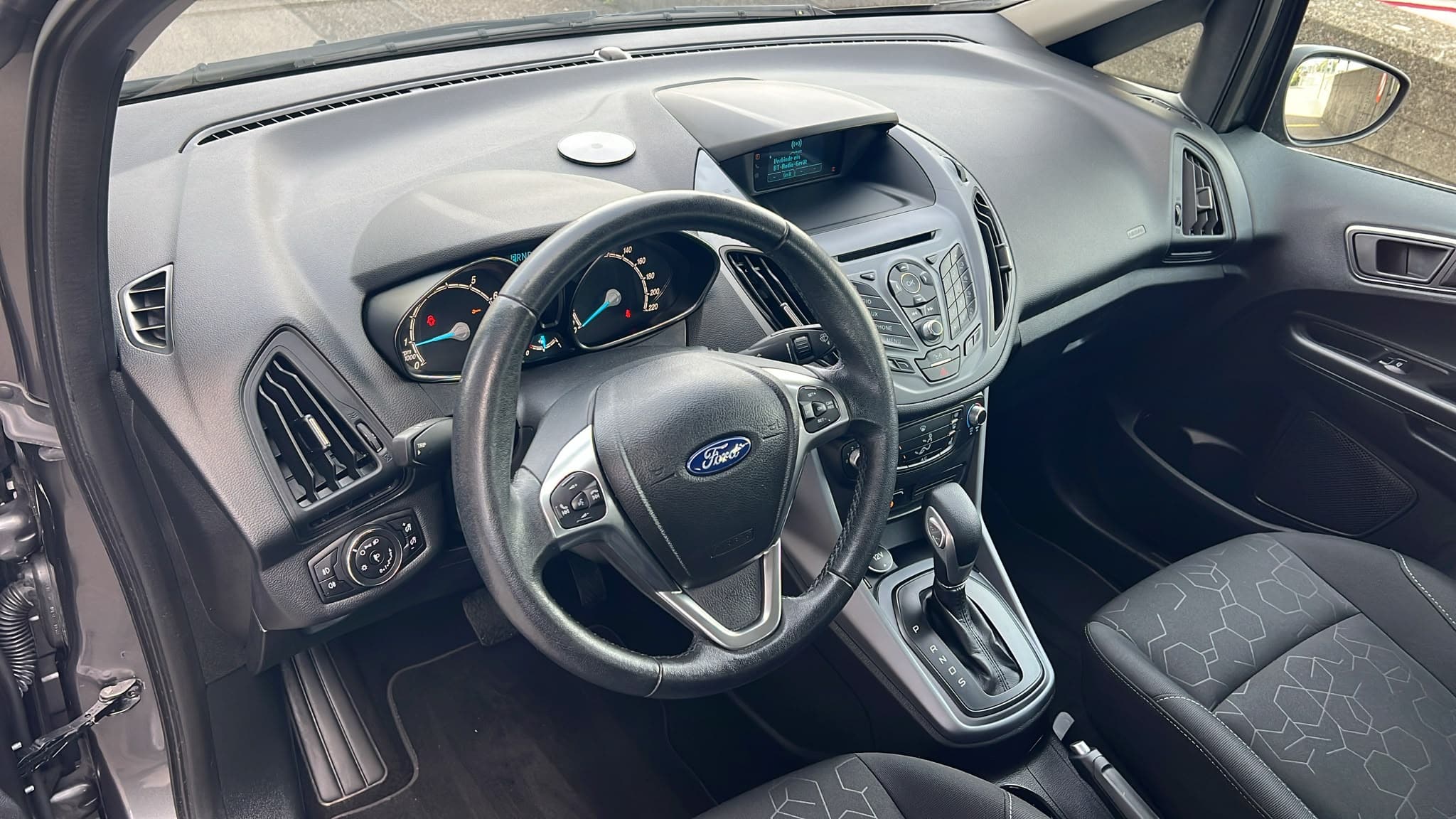 FORD B-Max 1.6 Ti-VCT Trend PowerShift - Bild 10
