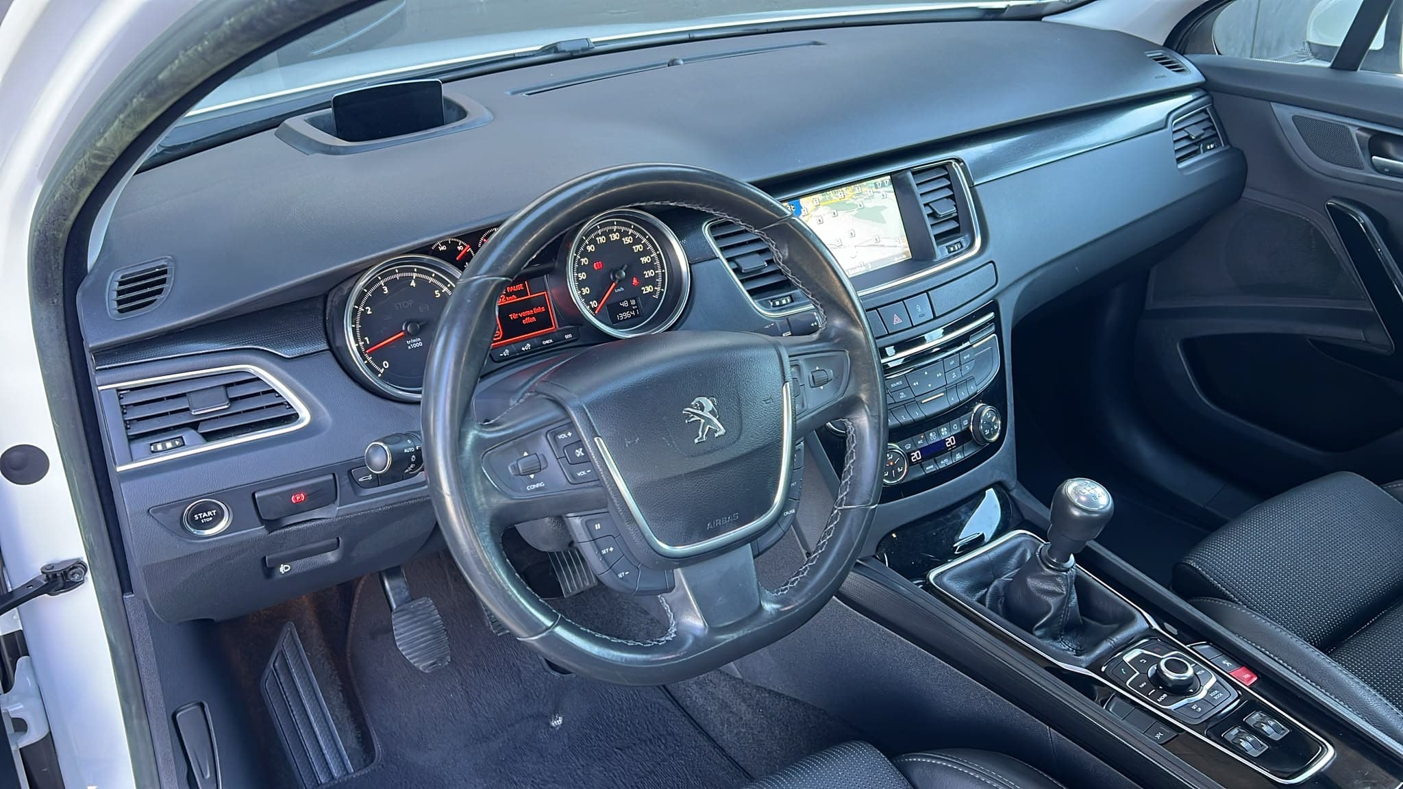 PEUGEOT 508 1.6 16V T Allure - Bild 10