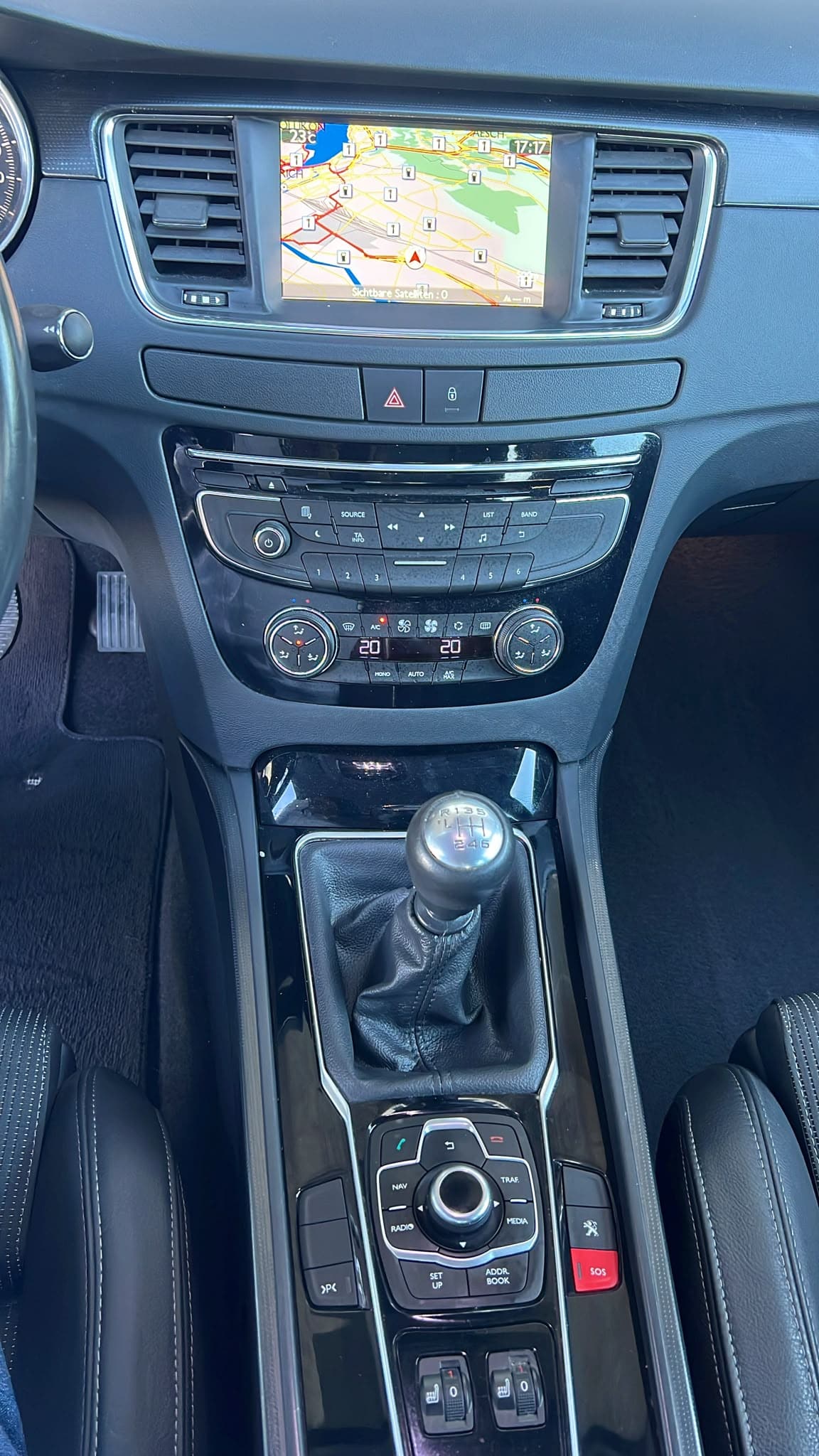 PEUGEOT 508 1.6 16V T Allure - Bild 13