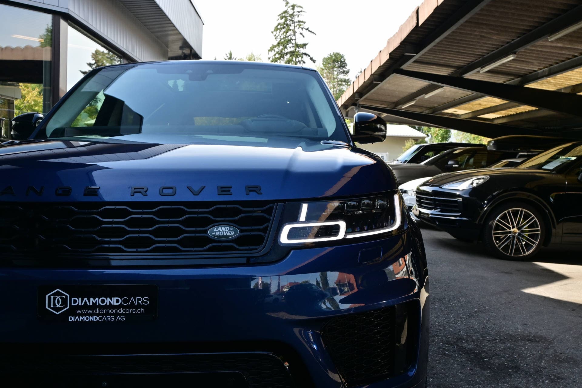 LAND ROVER Range Rover Sport 5.0 V8 SC Autobiography Dynamic *SVO Premium Sonderlack*Panoramadach*7-Plätzer* - Bild 4