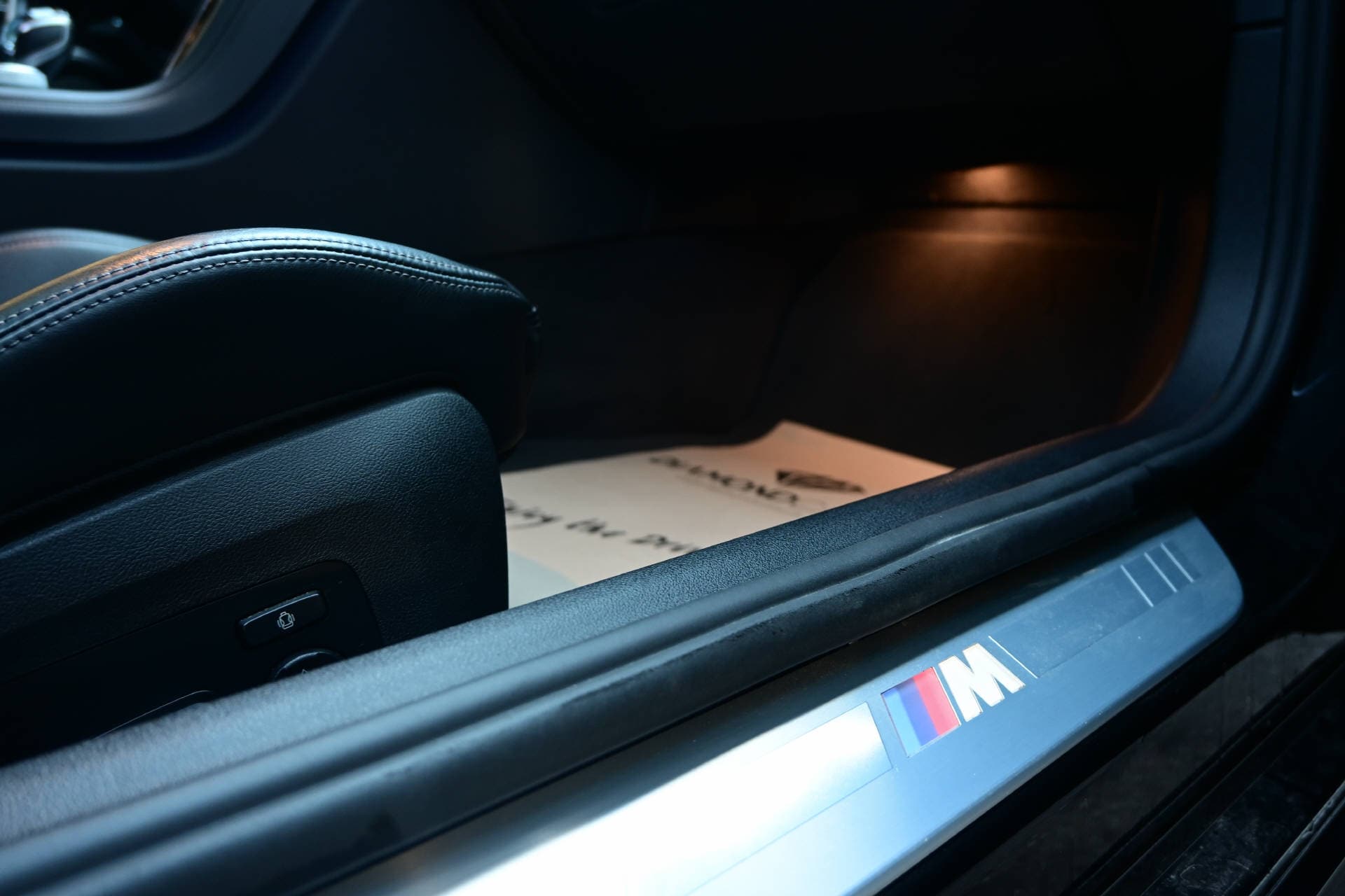 BMW 840i xDrive Gran Coupé *M-Sportpaket*HUD*H&K*Pano*All Black* - Bild 28