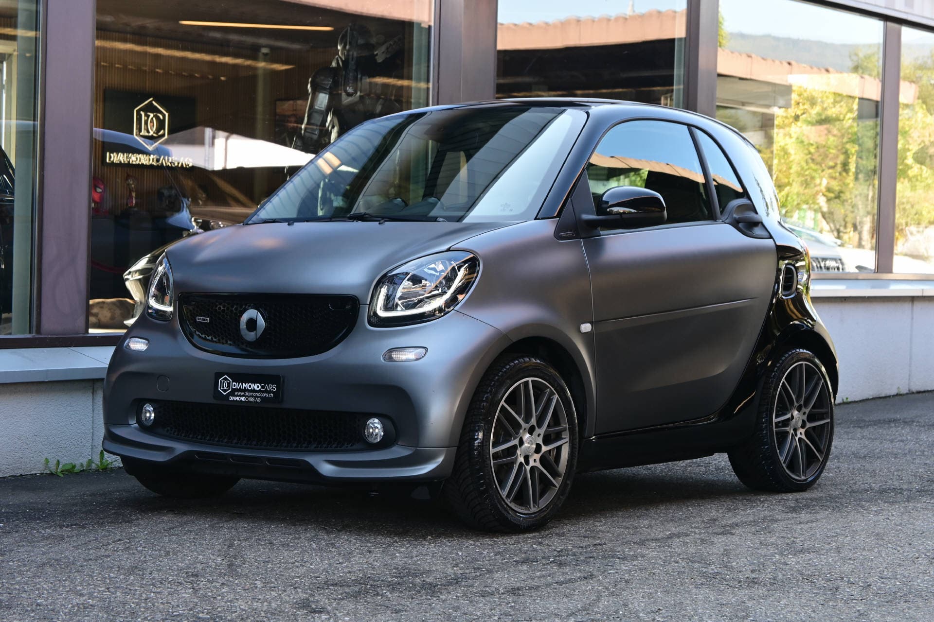 SMART Fortwo Coupé 0.9 Brabus Xclusive *Mattlackierung*Leder* - Bild 1