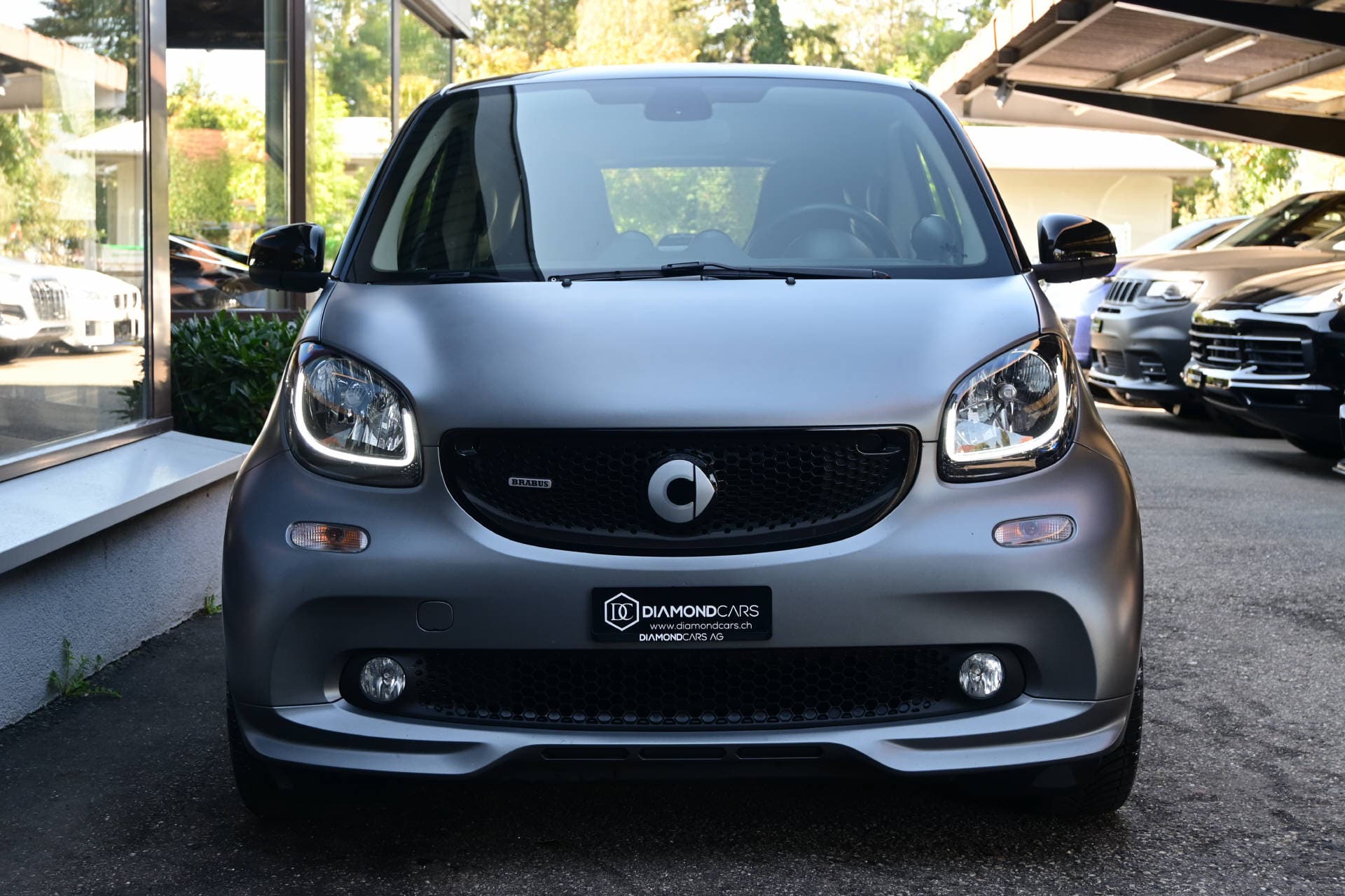 SMART Fortwo Coupé 0.9 Brabus Xclusive *Mattlackierung*Leder* - Bild 2