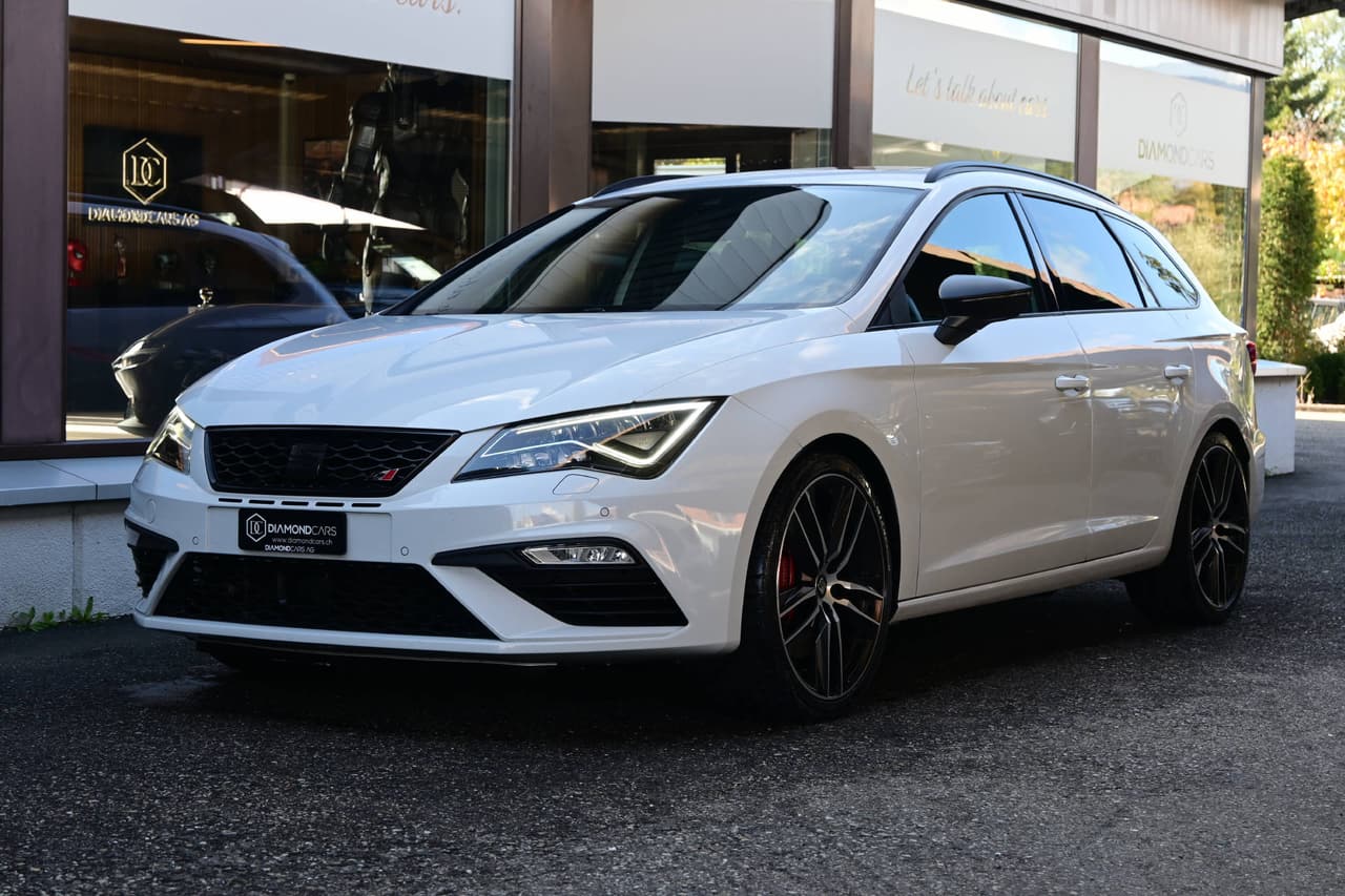 SEAT Leon ST 2.0 TSI 300 Cupra 4Drive DSG