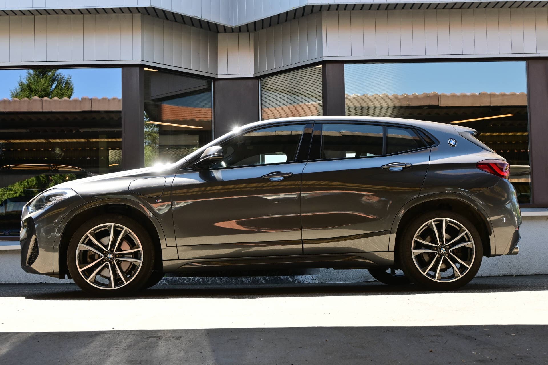 BMW X2 25e xDrive M-Sport - Bild 4