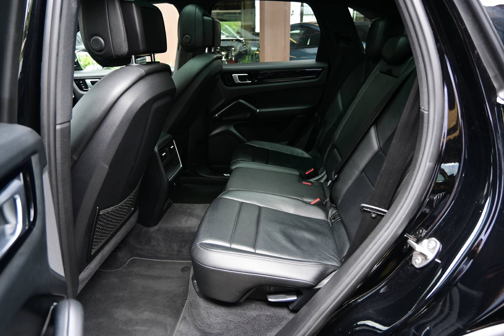 PORSCHE Cayenne 3.0 V6 E-Hybrid *Pano*LED* - Bild 22