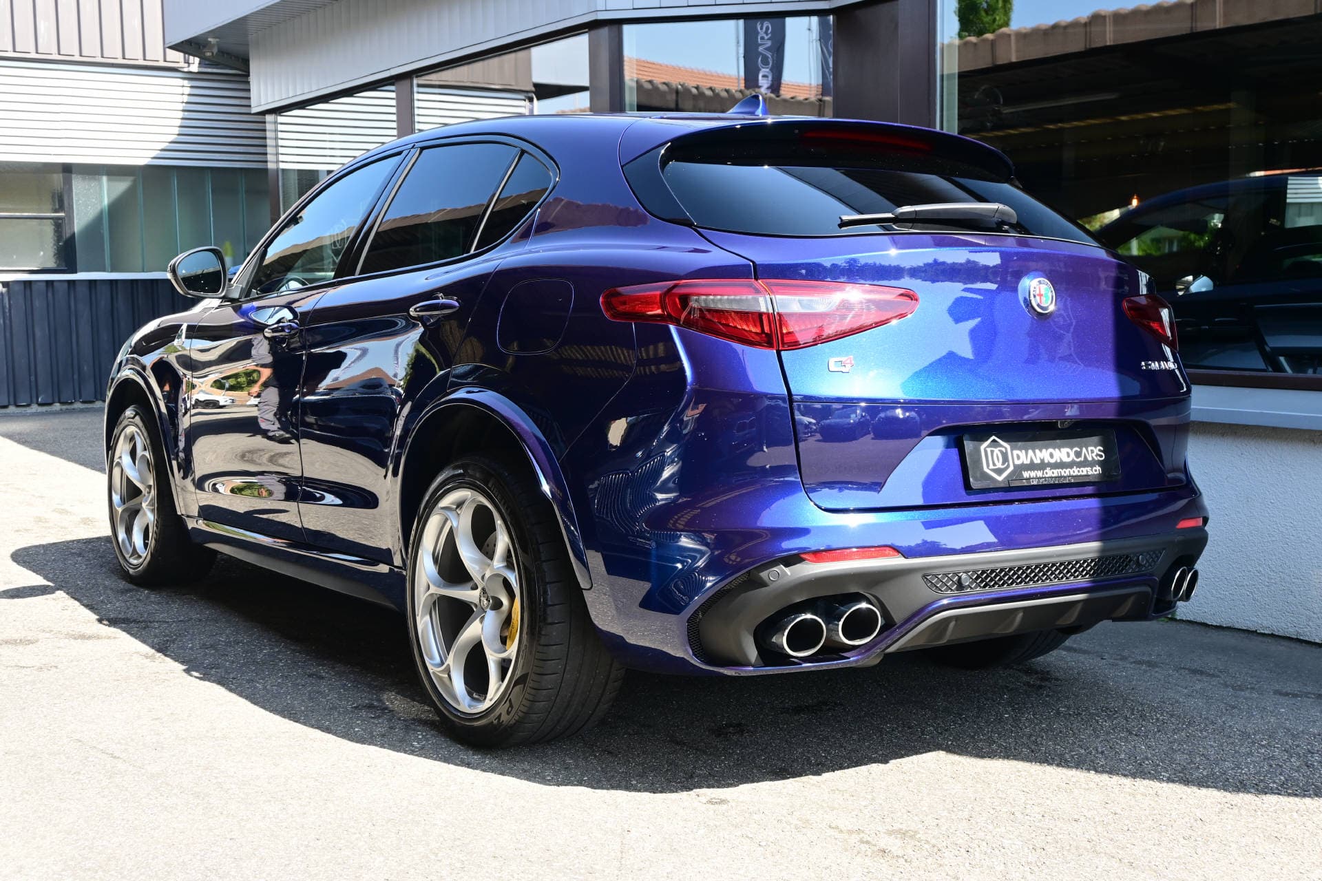 ALFA ROMEO Stelvio 2.9 V6 Biturbo Q4 Quadrifoglio *Montecarlo Blau*Gratis Service bis 100'000km oder 10 Jahre** - Bild 5