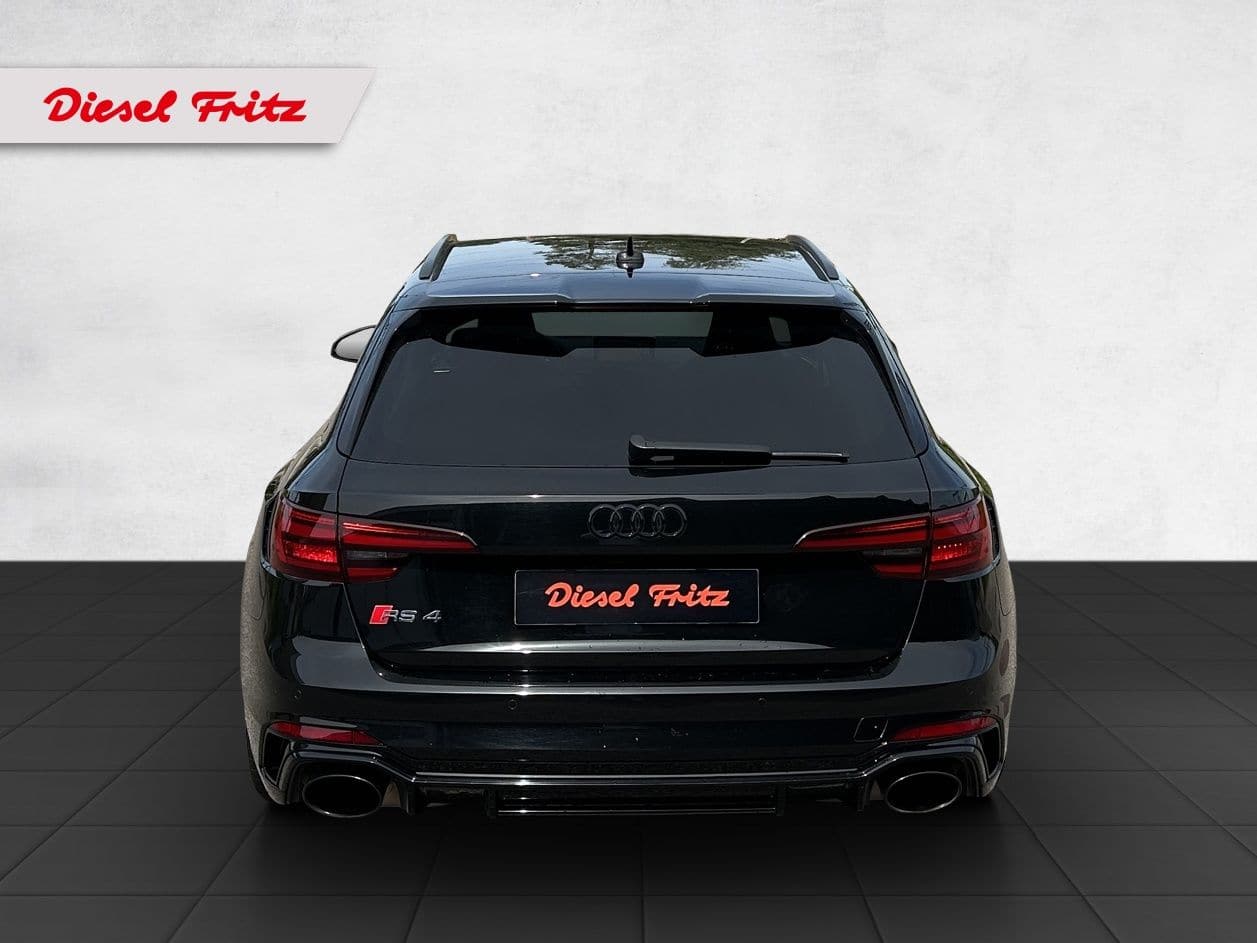AUDI RS4 Avant 2.9 TFSI quattro tiptronic - Bild 4