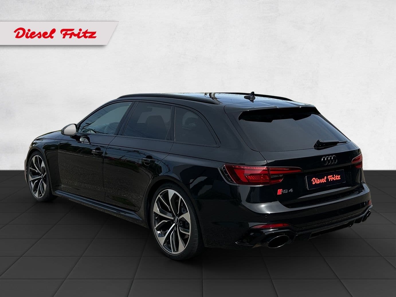 AUDI RS4 Avant 2.9 TFSI quattro tiptronic - Bild 3