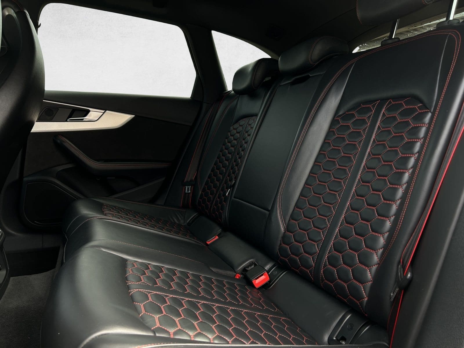AUDI RS4 Avant 2.9 TFSI quattro tiptronic - Bild 17