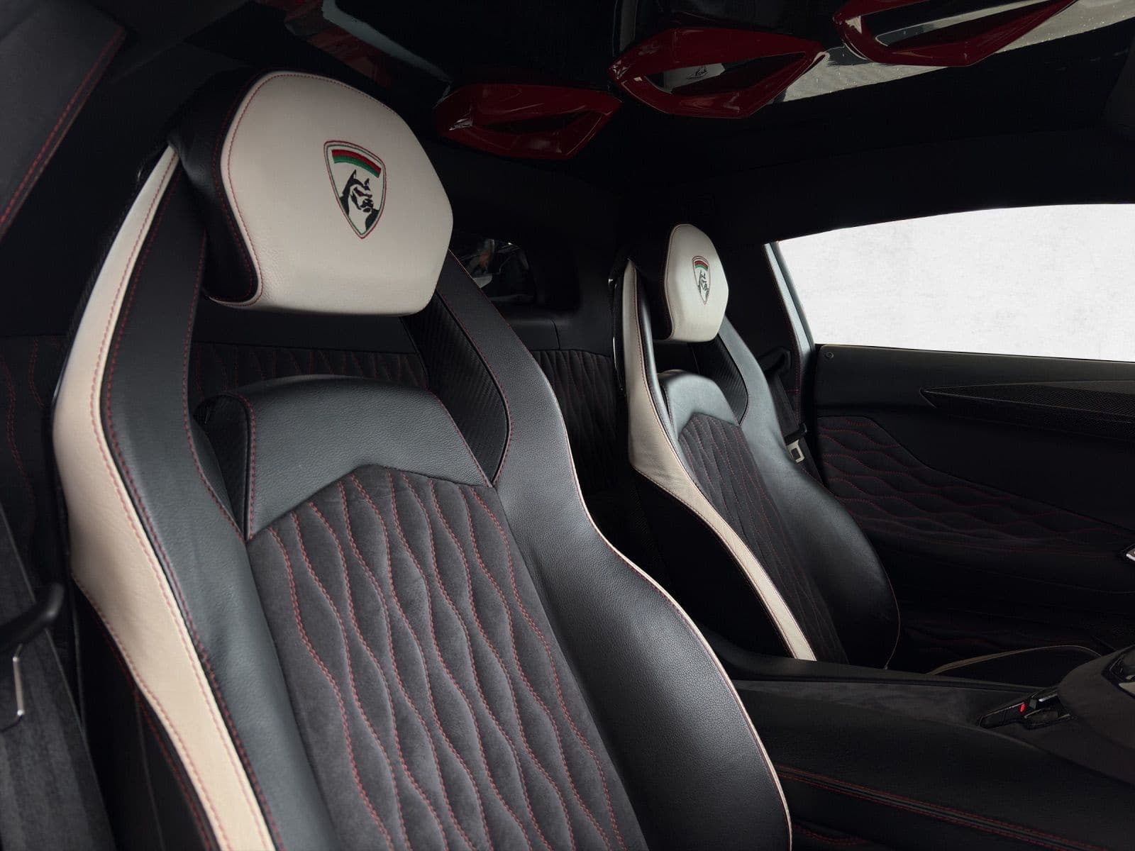 LAMBORGHINI Aventador LP700-4 Coupé E-Gear - Bild 18