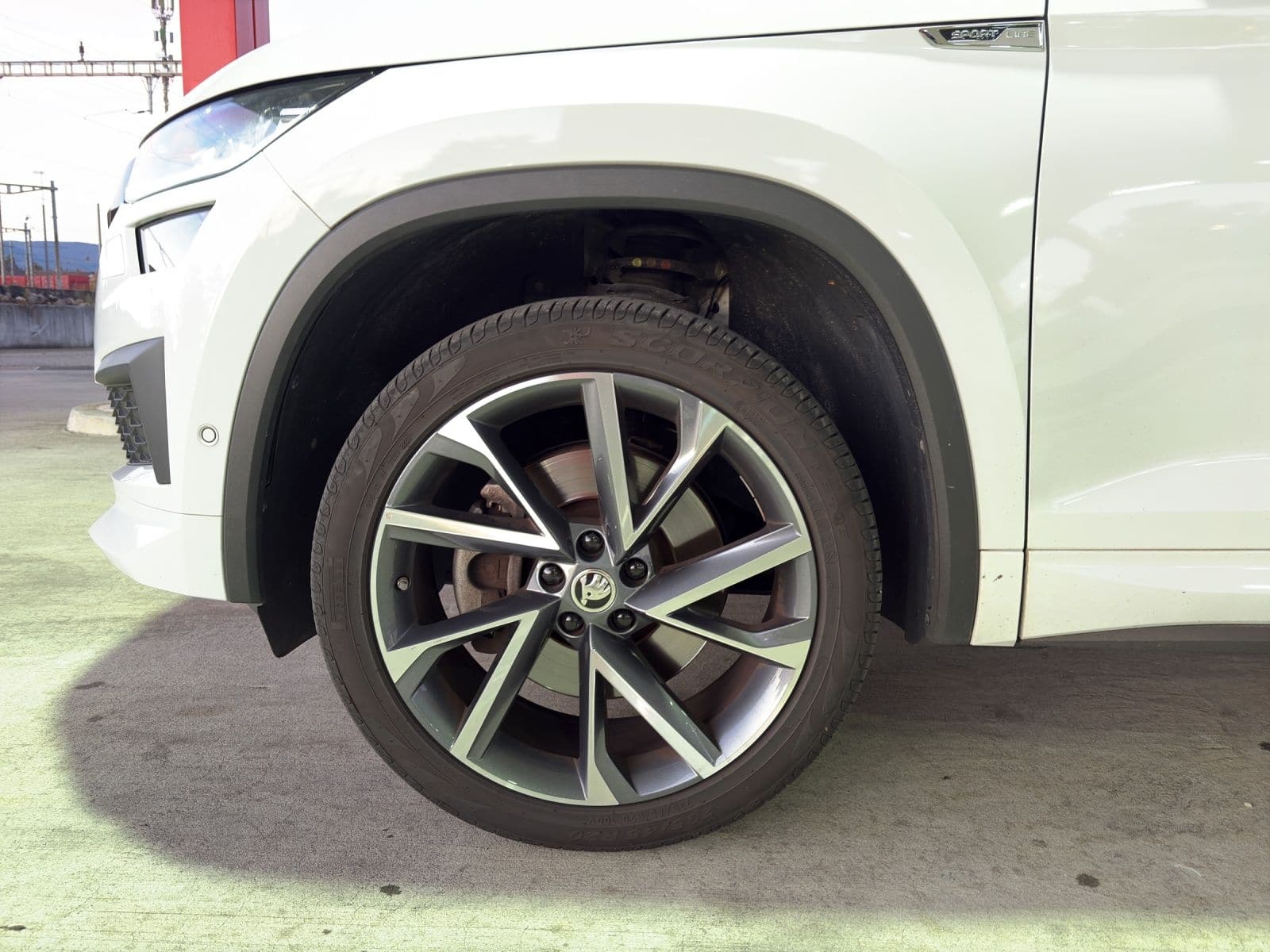 SKODA Kodiaq 2.0 TDI CR SportLine 4x4 DSG - Bild 28