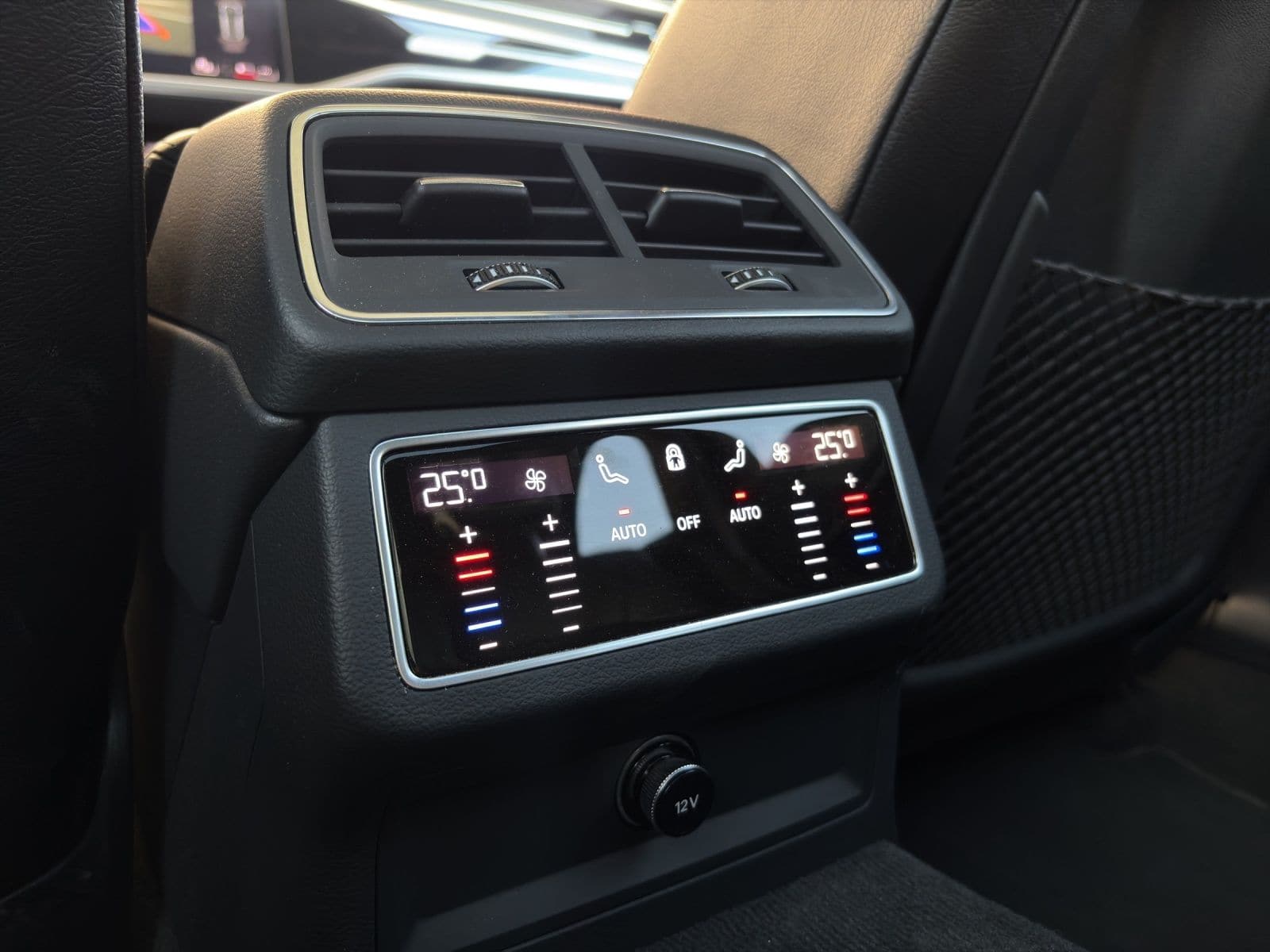 AUDI A6 Avant 45 TFSI Sport S-tronic quattro - Bild 30