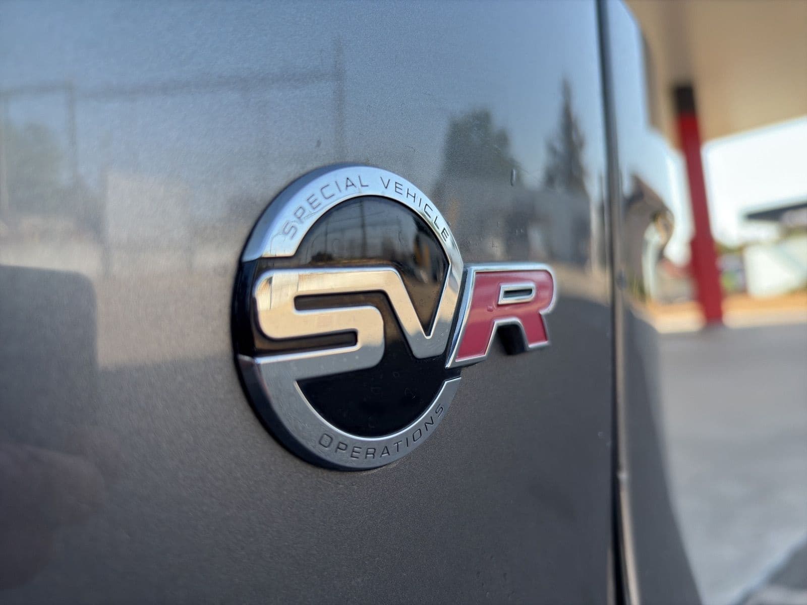 JAGUAR F-Pace 5.0 V8 SVR AWD Automatik - Bild 22