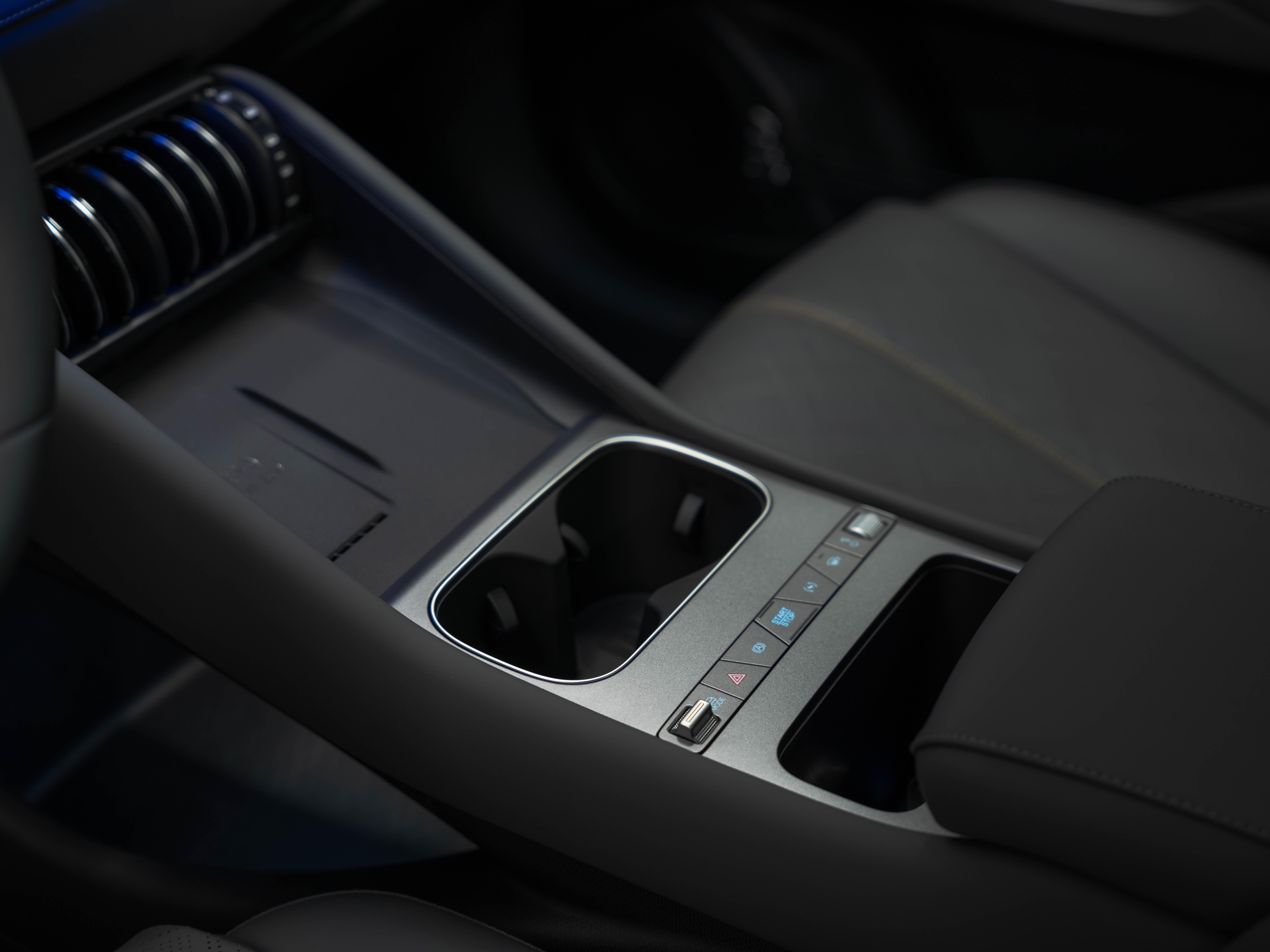 BYD Atto 3 EVO Excellence AWD - Bild 11