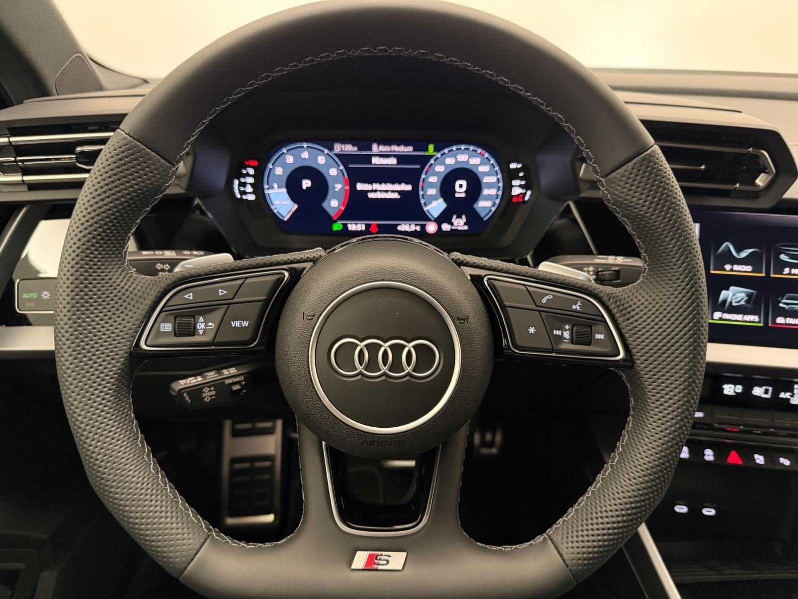AUDI A3 Sportback 35 TFSI S Line S-Tronic - Bild 18