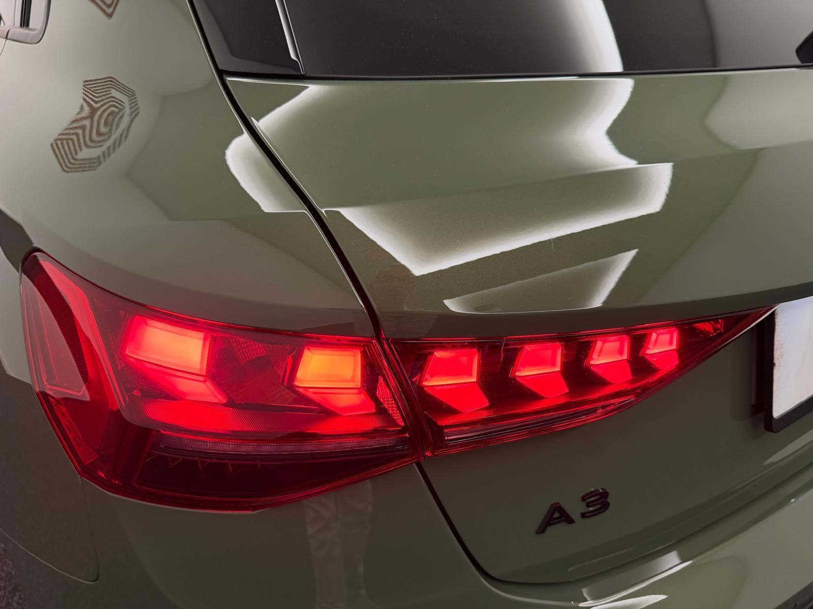 AUDI A3 Sportback 35 TFSI S Line S-Tronic - Bild 9
