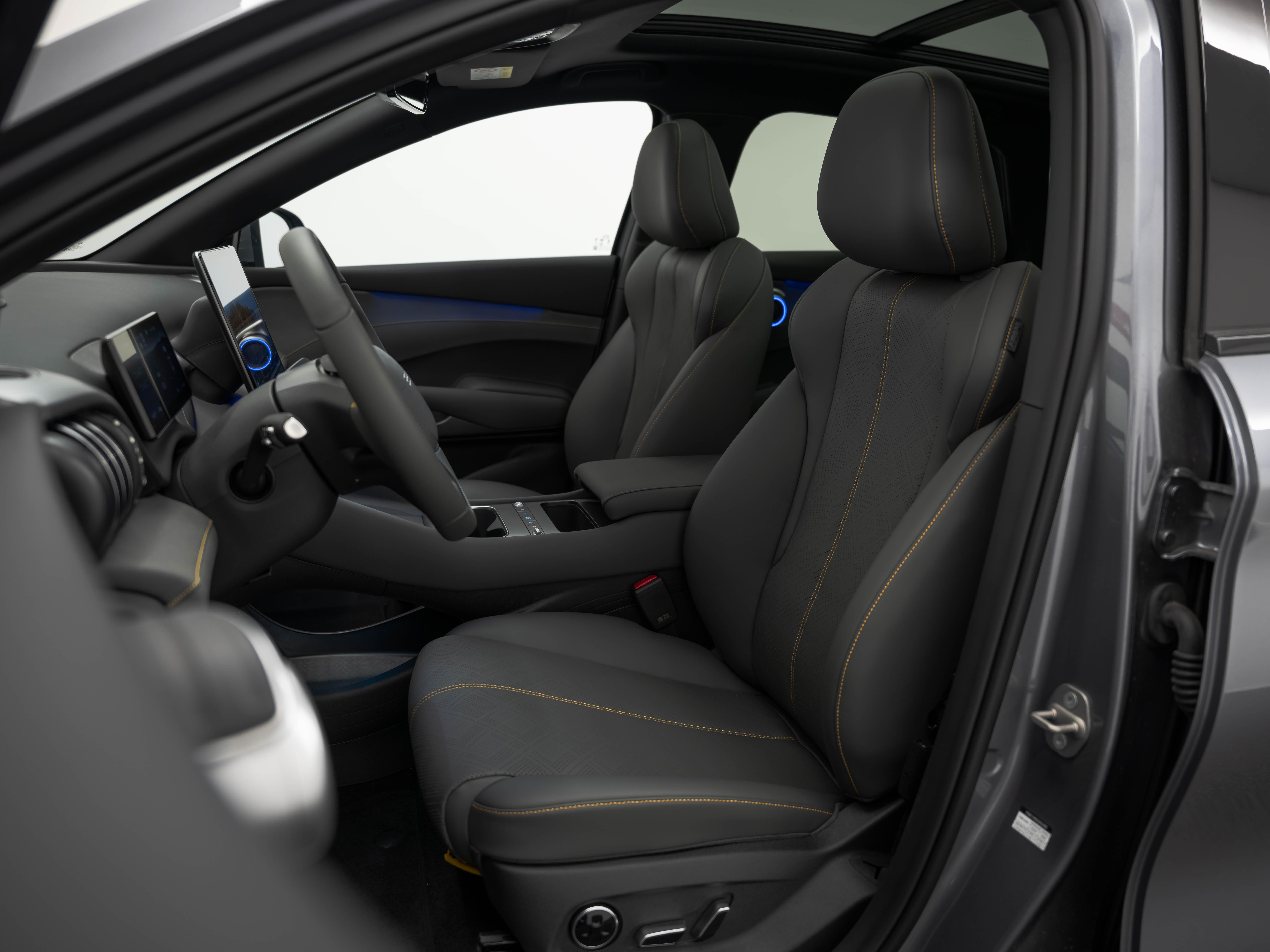 BYD Atto 3 EVO Excellence AWD - Bild 18