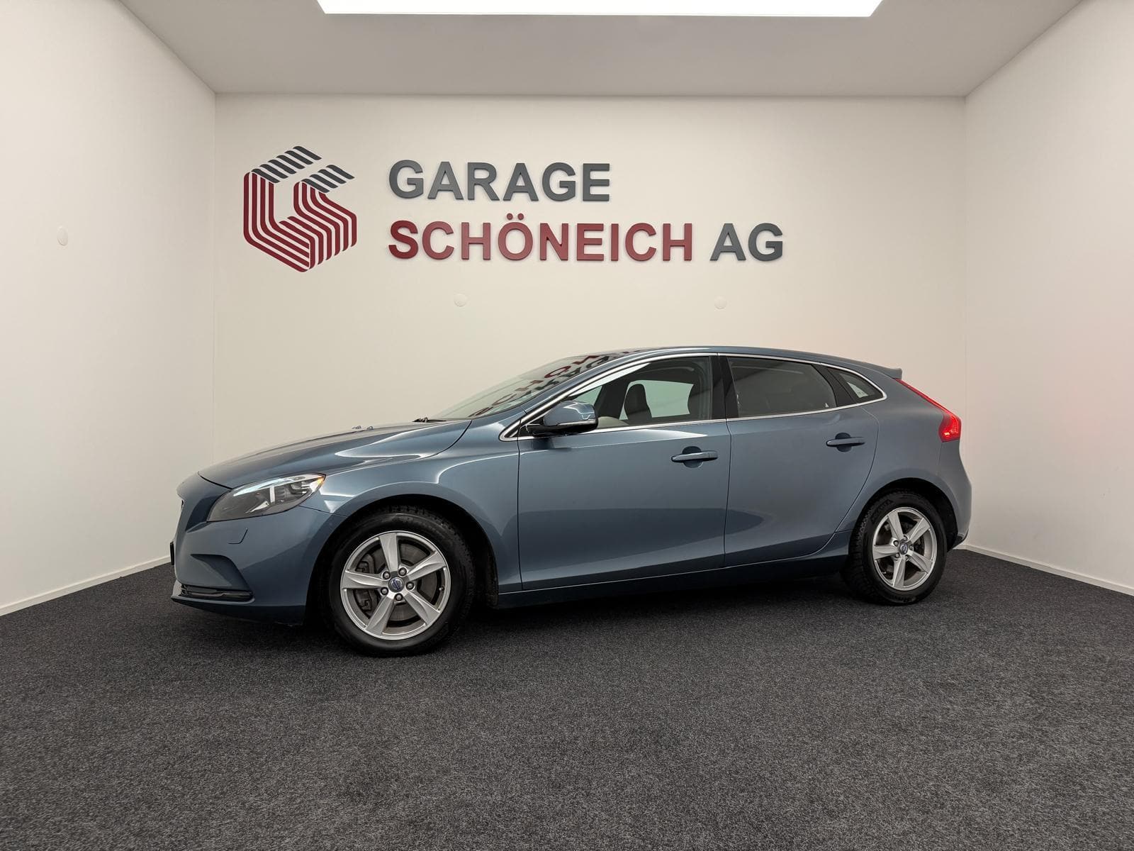 VOLVO V40 2.0 D3 Summum S/S - Bild 1