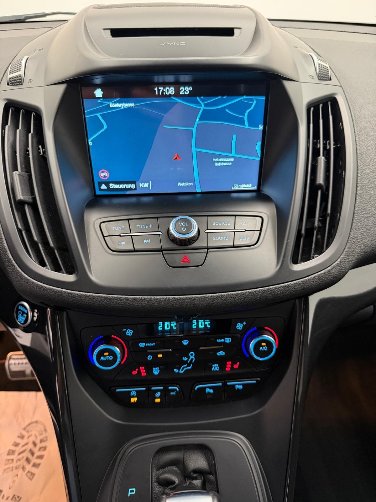 FORD Kuga 2.0 EcoB 240 ST-Line - Bild 19