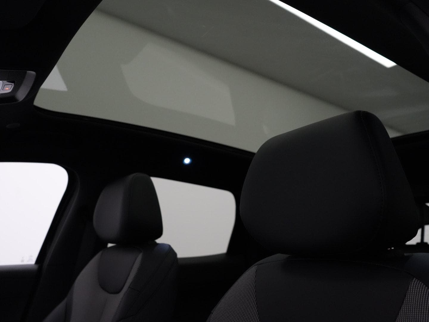 BYD Dolphin G DM-i Comfort - Bild 14