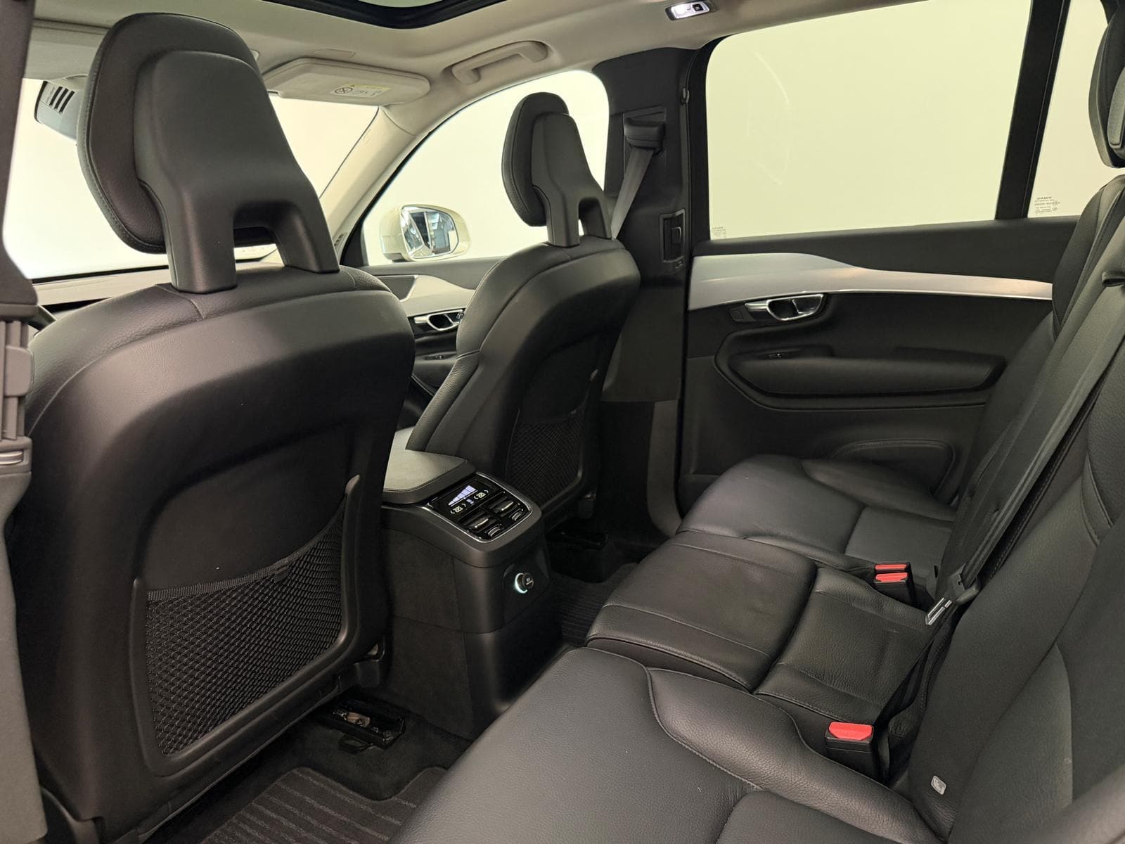 VOLVO XC90 2.0 T8 TE Momentum 7P. AWD - Bild 11
