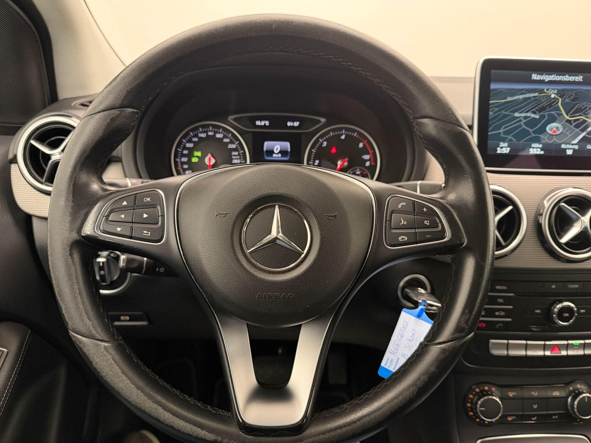 MERCEDES-BENZ B 180 d Style - Bild 16