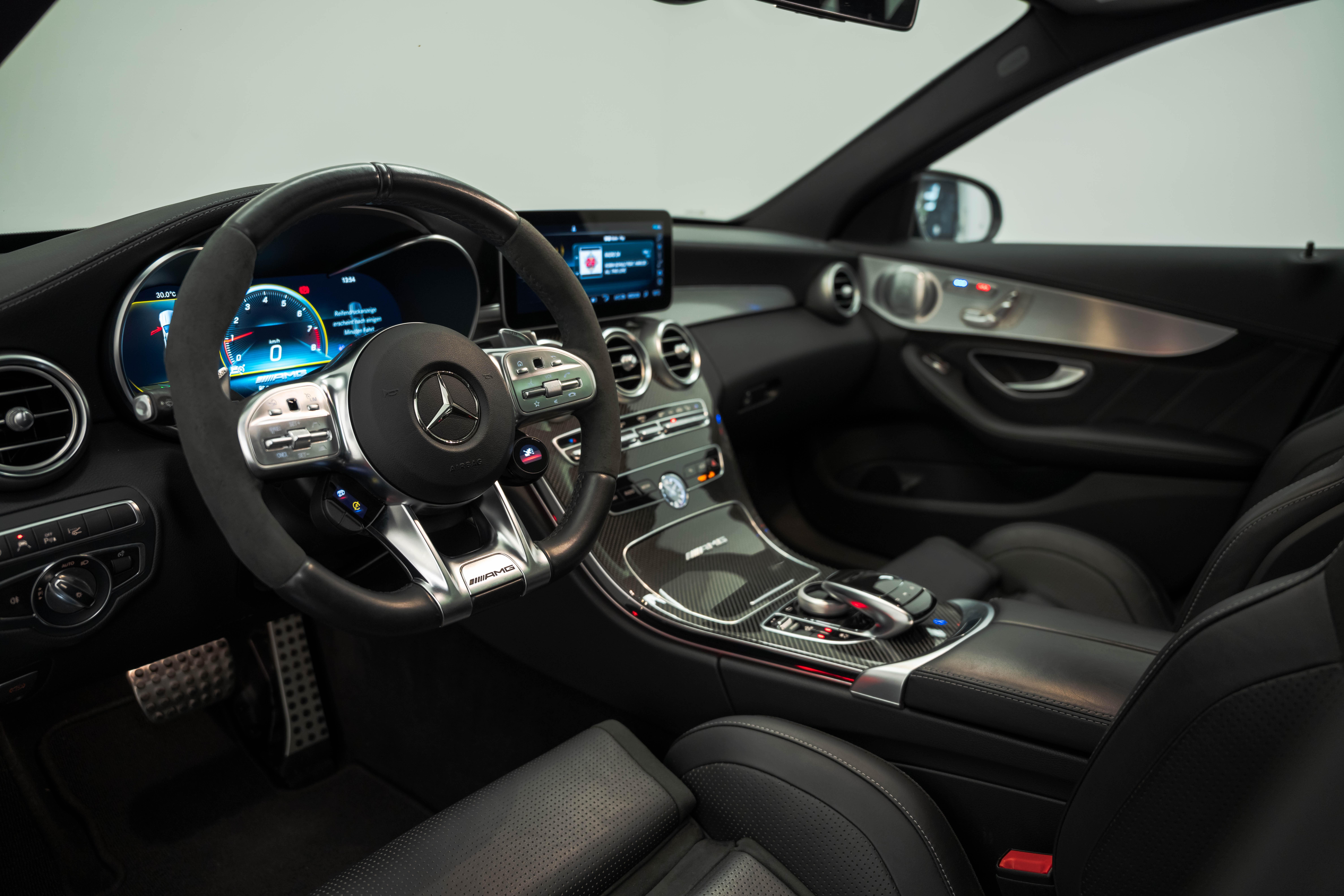 MERCEDES-BENZ C 63 S AMG Kombi - Bild 9