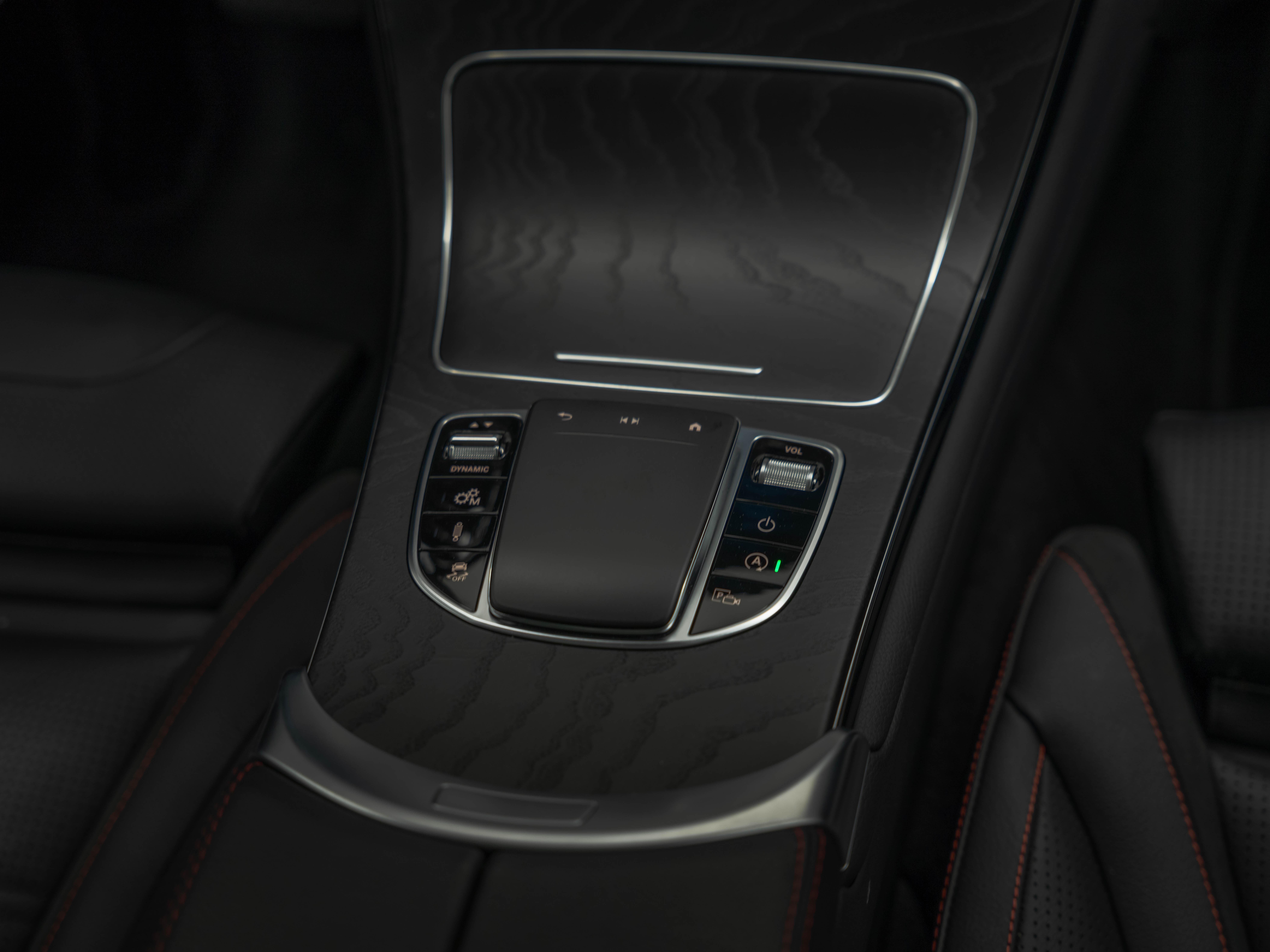 MERCEDES-BENZ GLC 43 AMG 4m - Bild 13