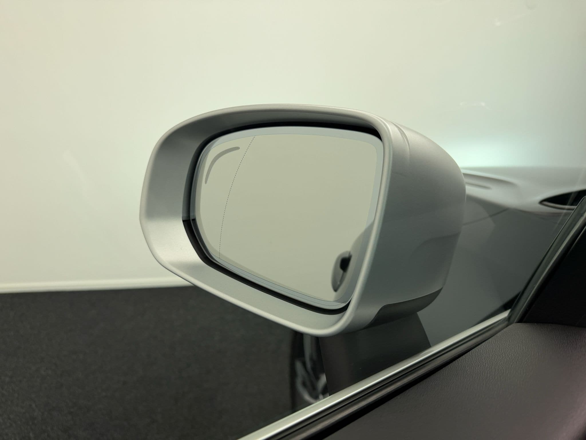 VOLVO XC60 D5 AWD R-Design Geartronic - Bild 17