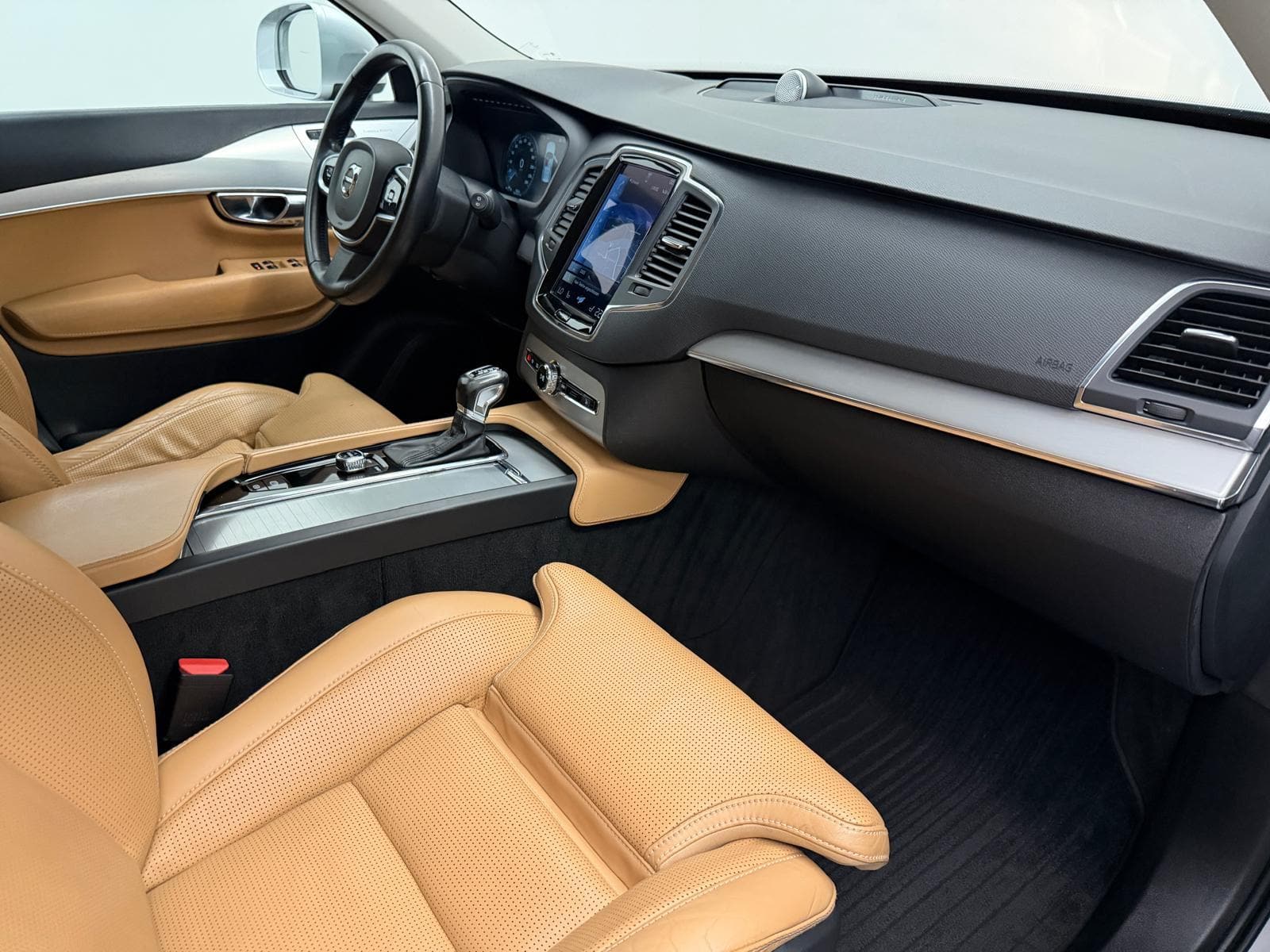 VOLVO XC90 2.0 T6 Momentum 5P. AWD - Bild 11
