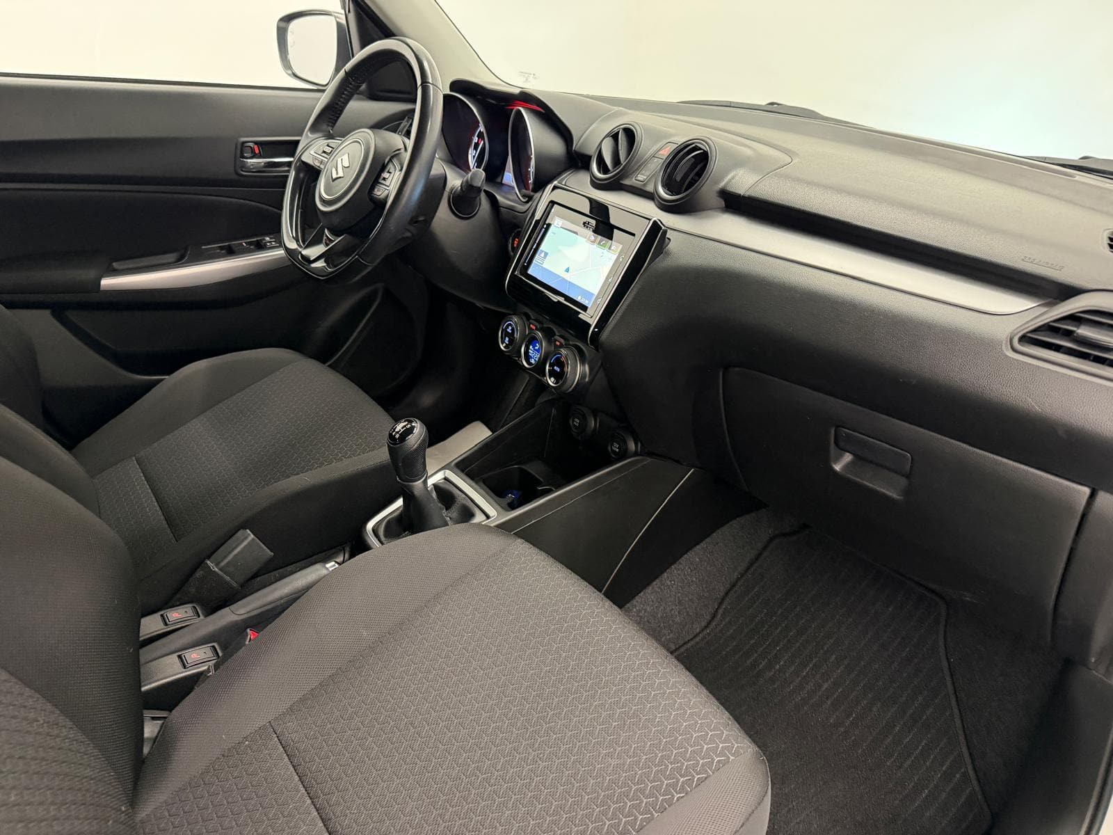 SUZUKI Swift 1.2 Piz Sulai Top Hybrid 4x4 - Bild 12
