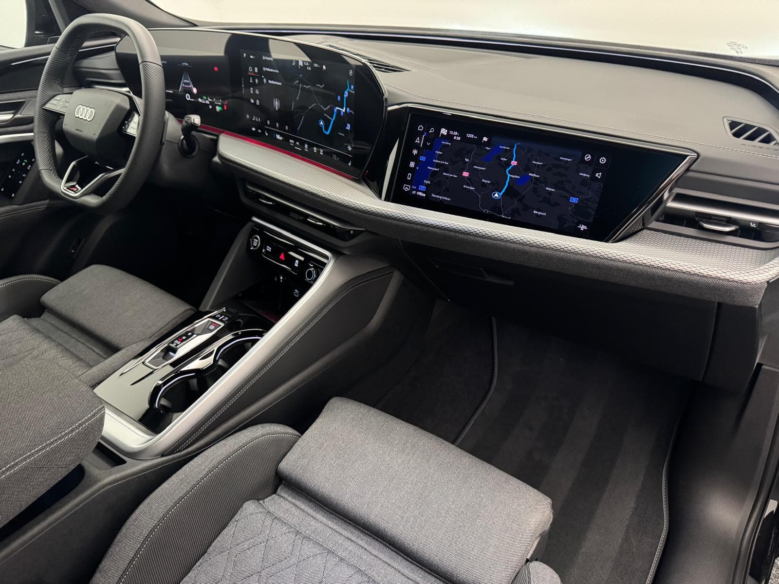 AUDI Q5 40 TDI S-Line Quattro S-Tronic - Bild 12