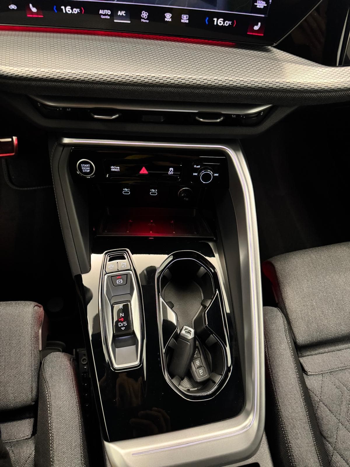 AUDI Q5 40TDI S-Line Quattro S-Tronic - Bild 24