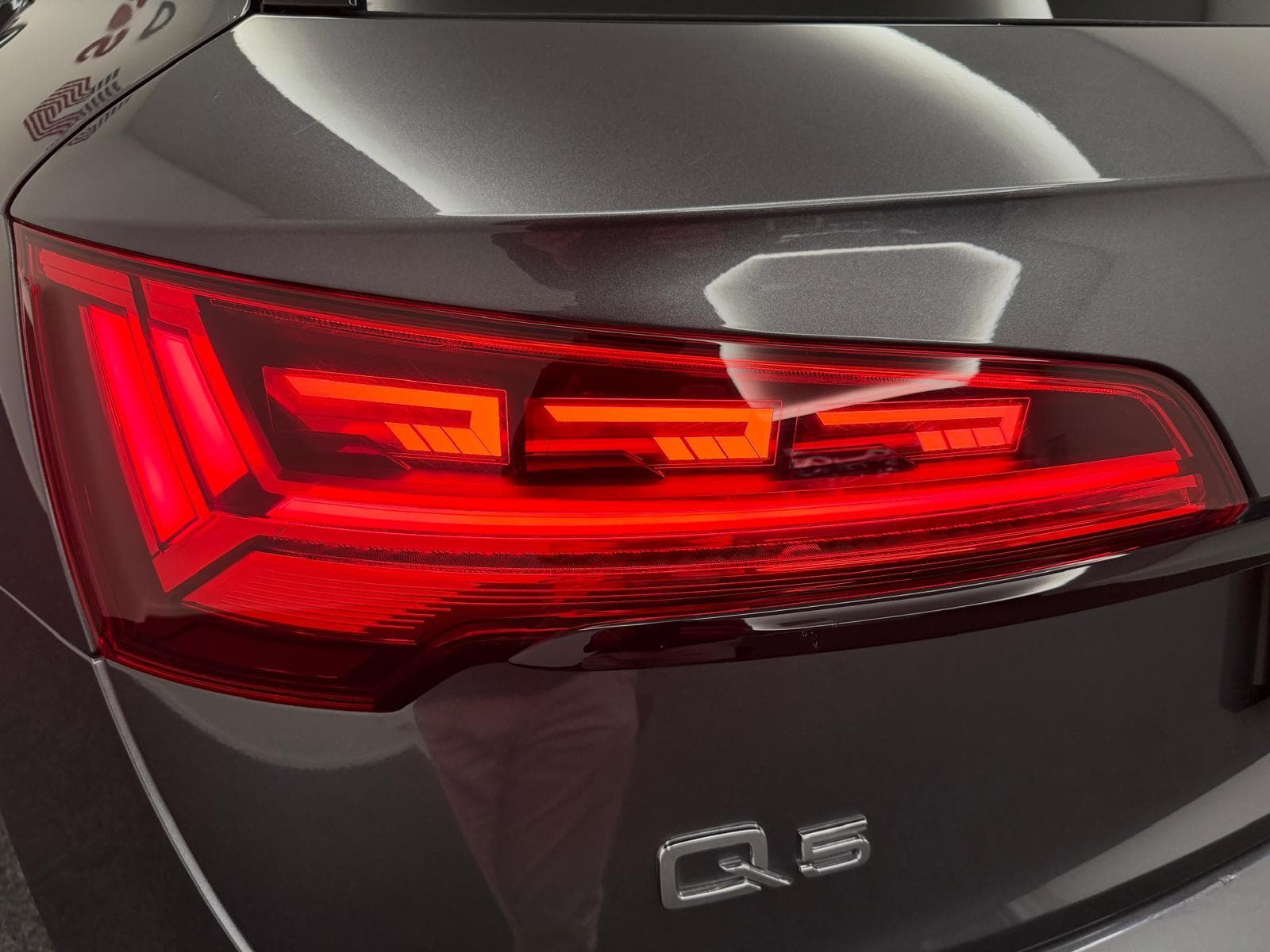 AUDI Q5 2.0 45 TFSI S Line quattro S-Tronic - Bild 9