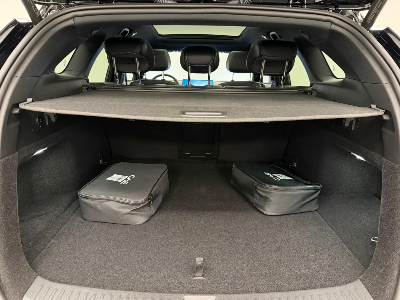 BYD Seal 6 DM-i Touring Comfort - Bild 13