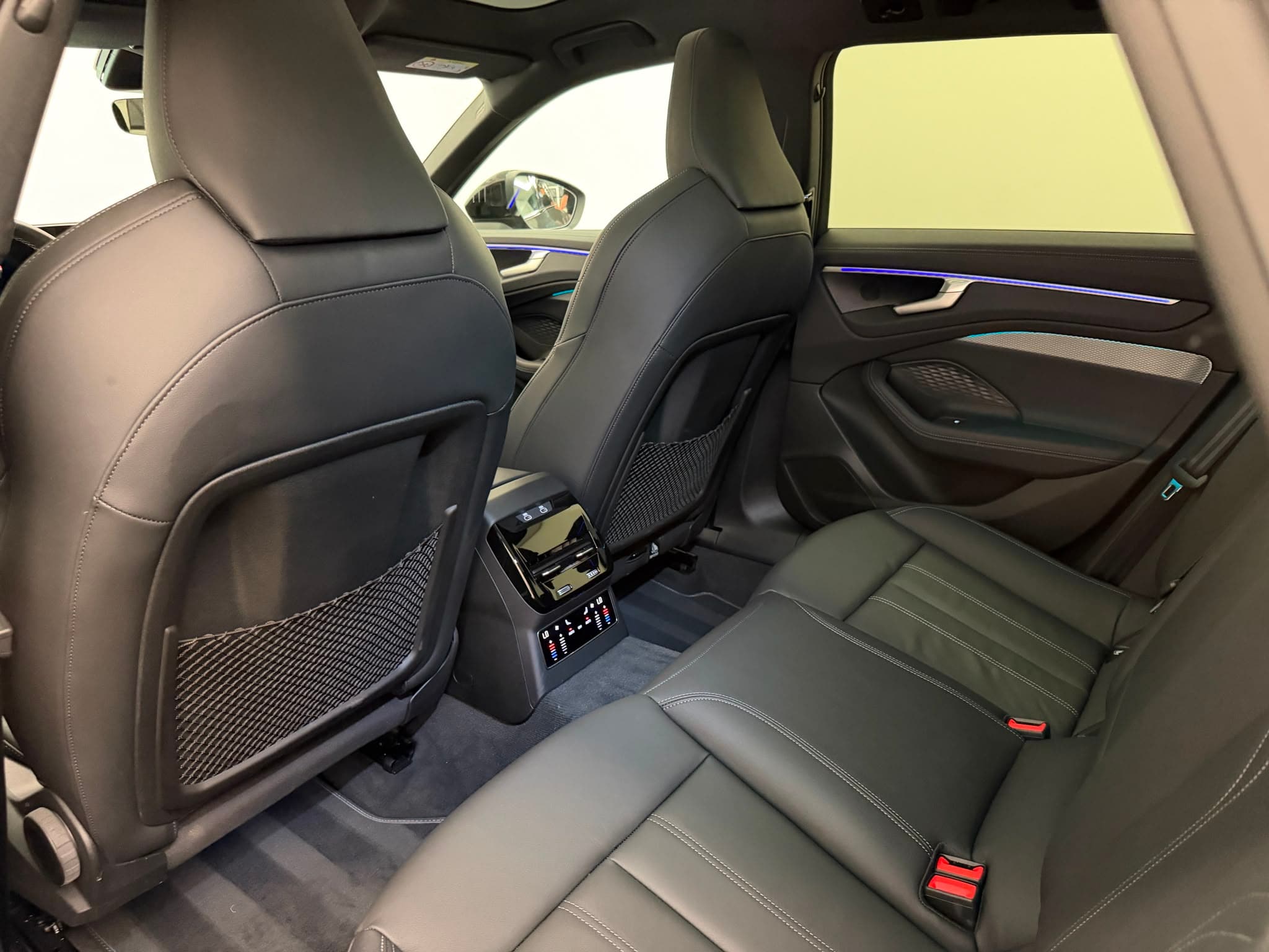 AUDI A6 Avant 40 TDI 150 kW S tronic - Bild 13
