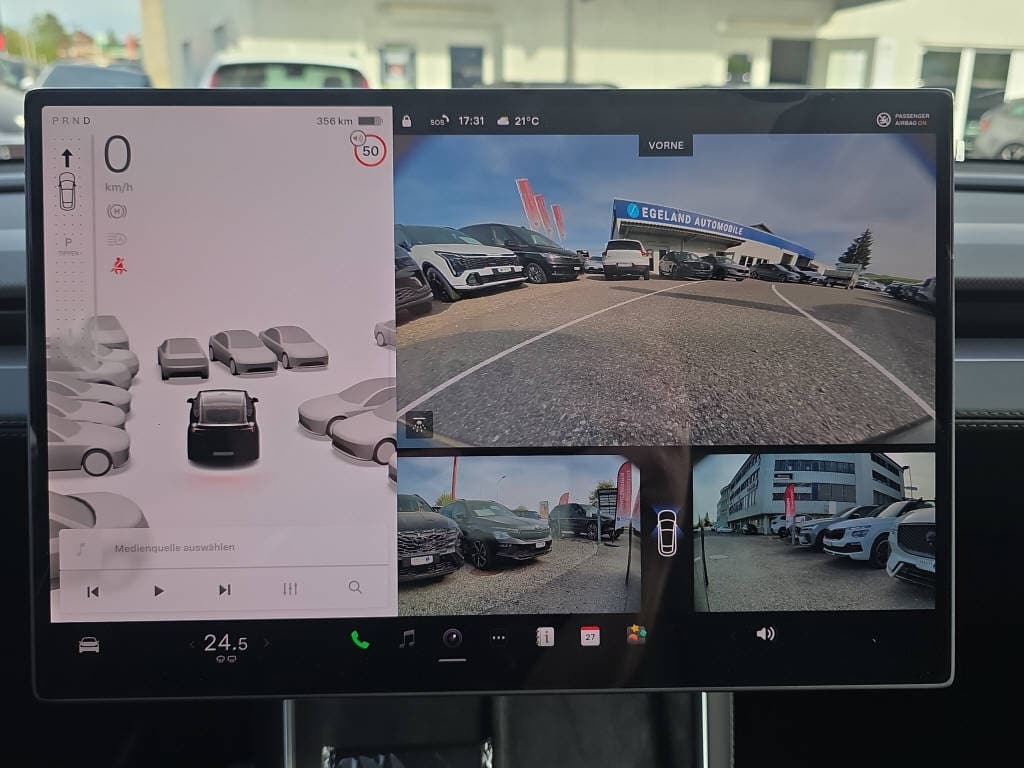 TESLA Model Y Performance AWD - Bild 19