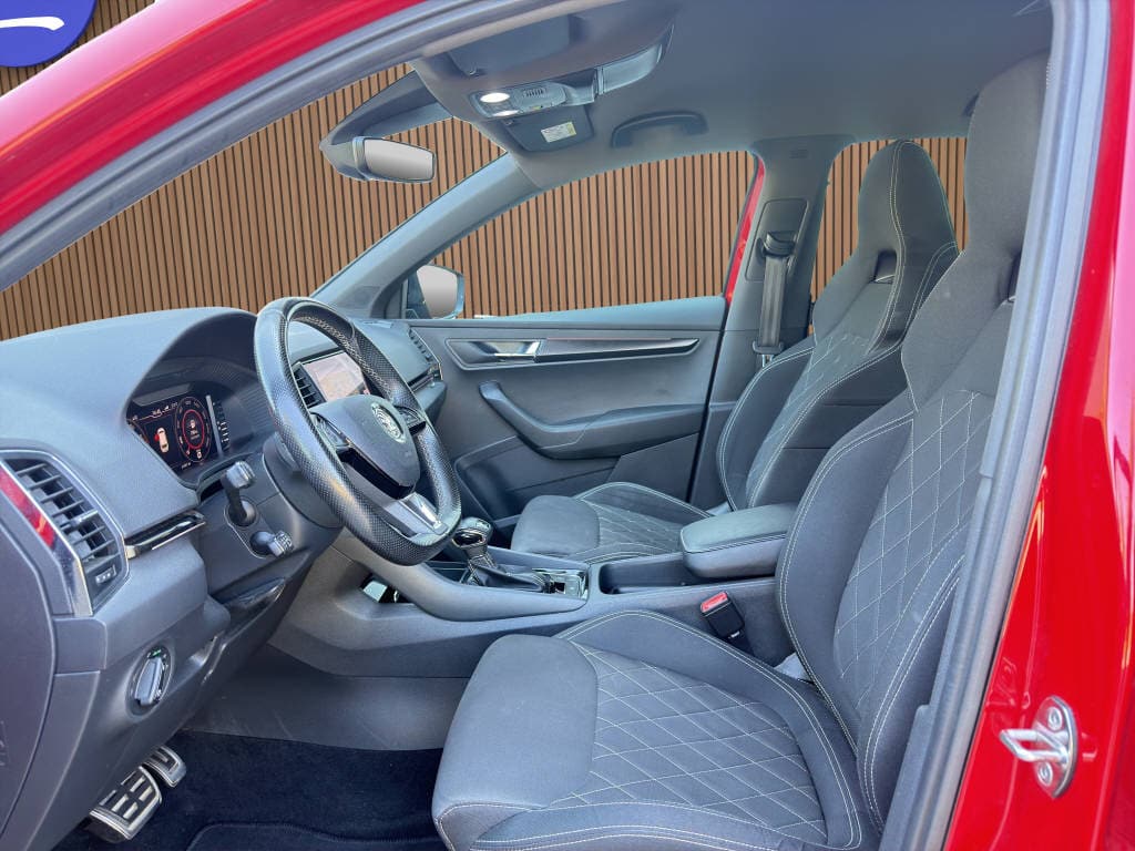 SKODA Karoq 2.0 TSI SportLine DSG 4x4 - Bild 12