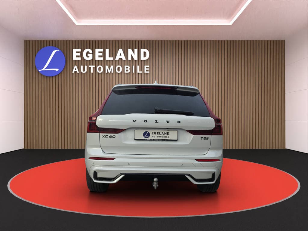 VOLVO XC60 2.0 T8 TE Black Edition eAWD - Bild 6