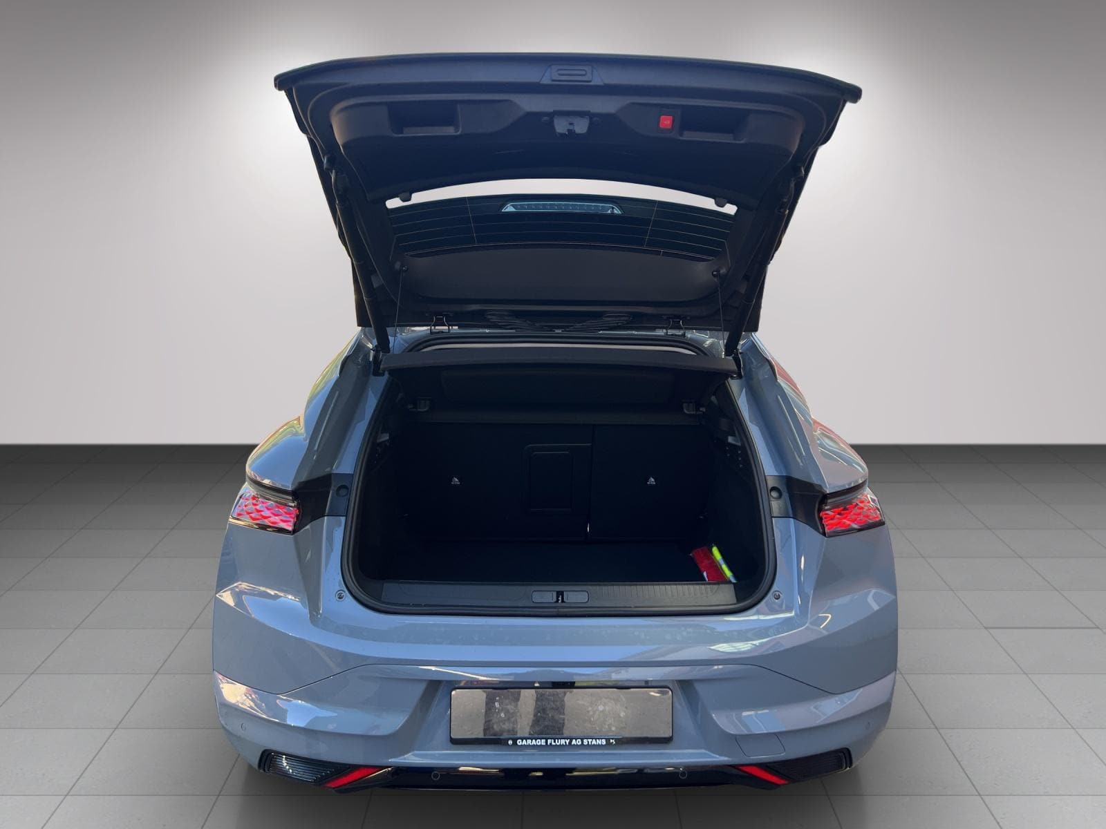 DS AUTOMOBILES No4 1.2 Hybrid Pallas - Bild 14