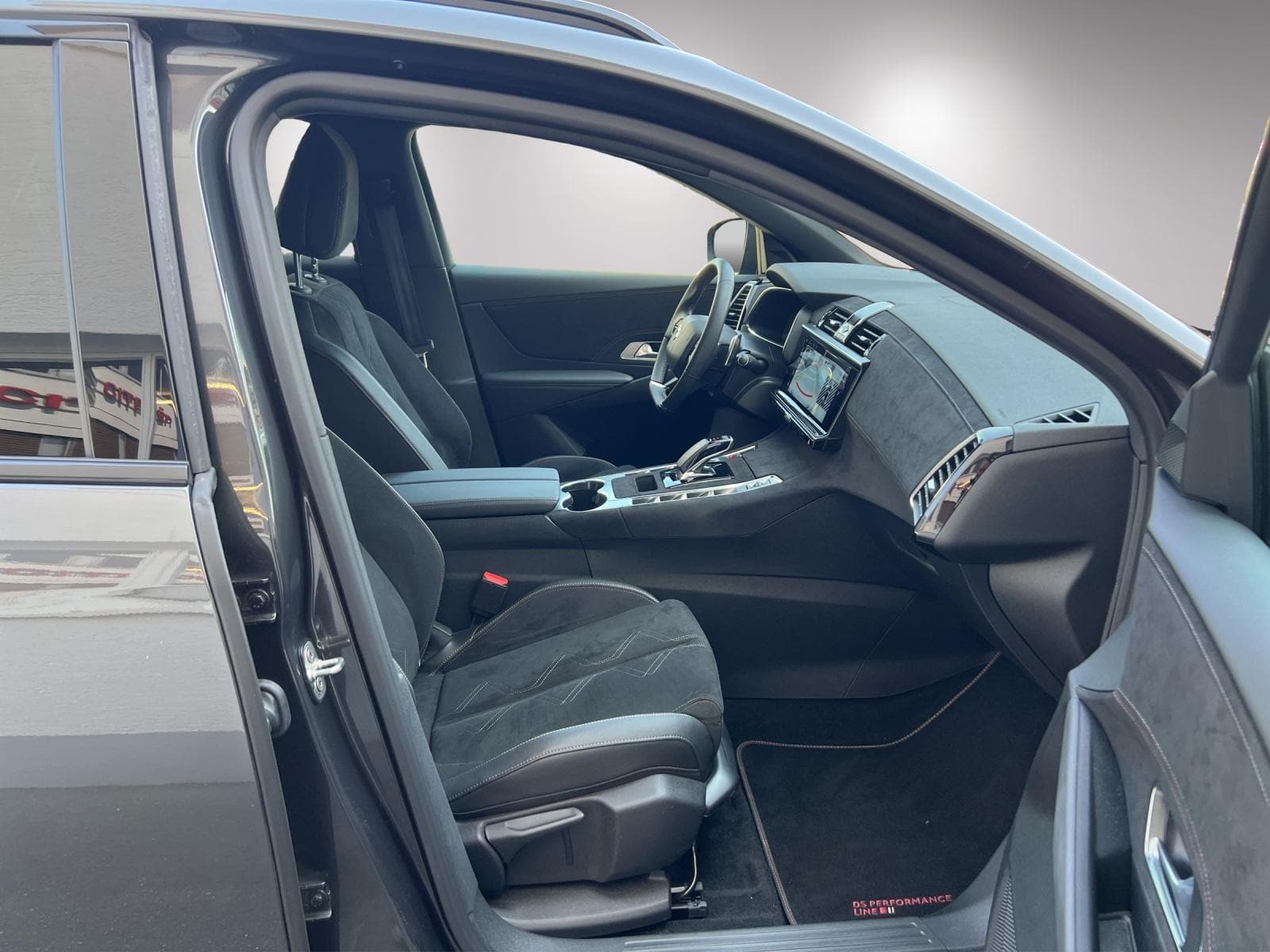DS AUTOMOBILES 7 1.6 E-Tense Ligne Noire 4x4 - Bild 9