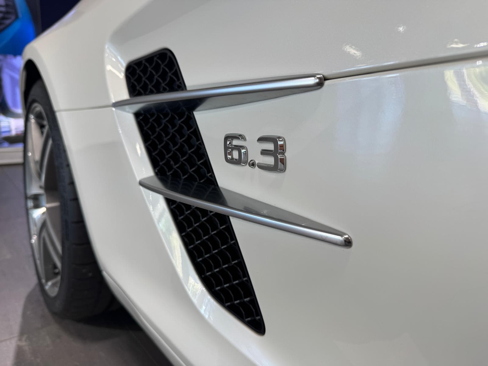 MERCEDES-BENZ SLS AMG Coupé - Bild 22
